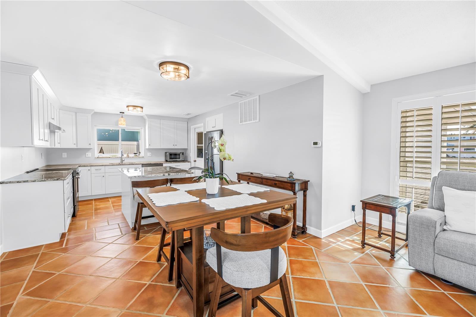 CAPRI ISLE SUB - Residential