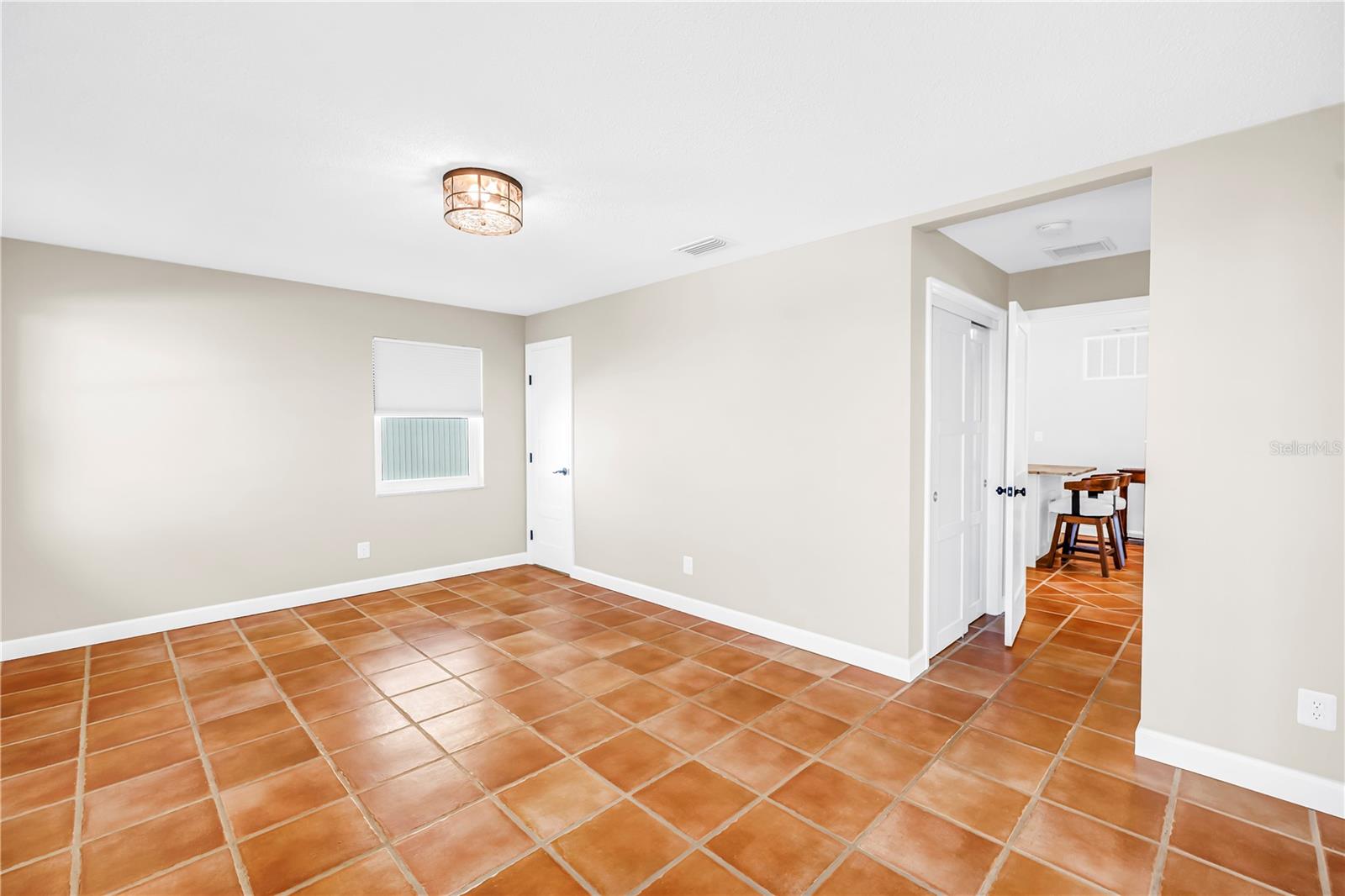 CAPRI ISLE SUB - Residential