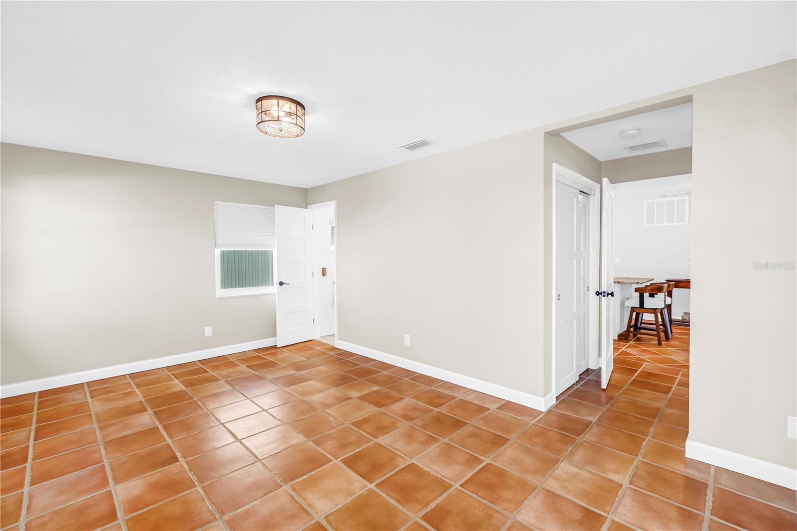 CAPRI ISLE SUB - Residential