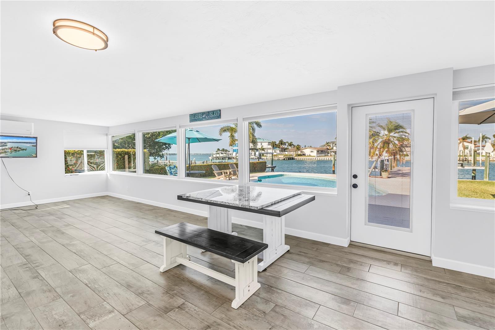 CAPRI ISLE SUB - Residential