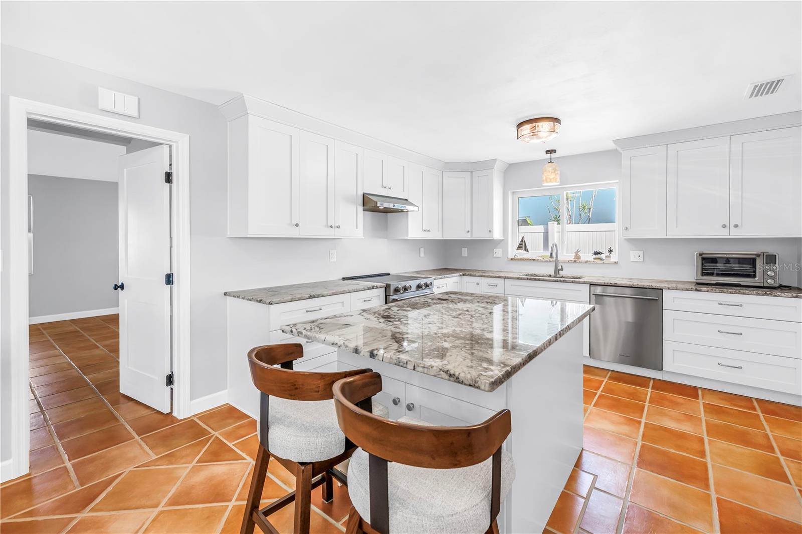 CAPRI ISLE SUB - Residential