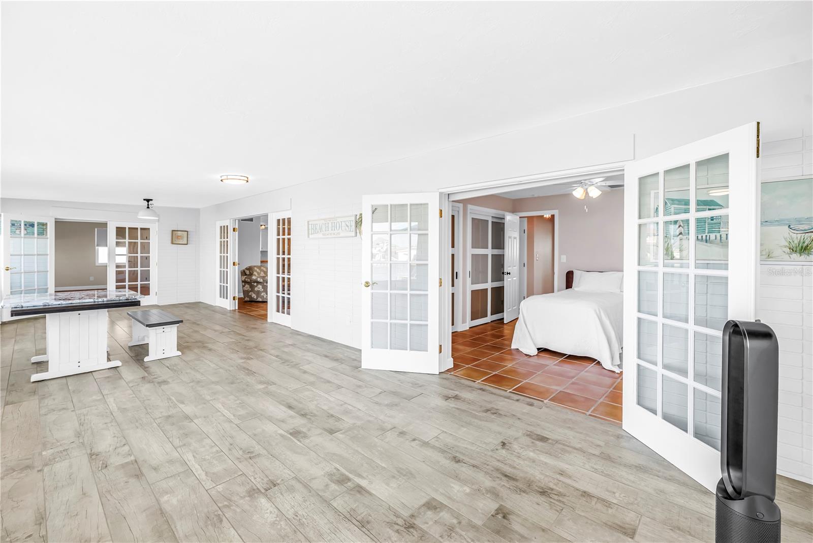 CAPRI ISLE SUB - Residential