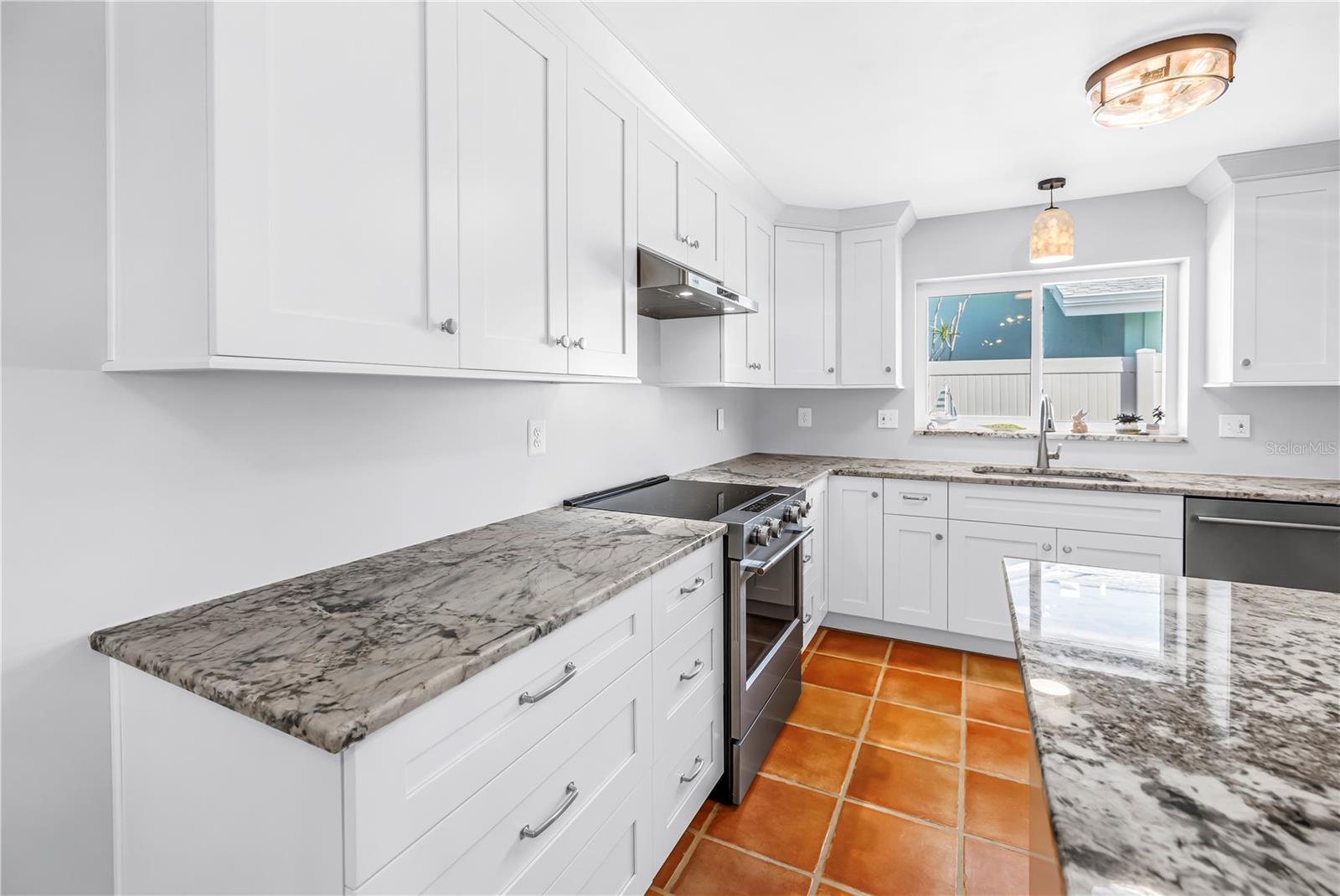 CAPRI ISLE SUB - Residential