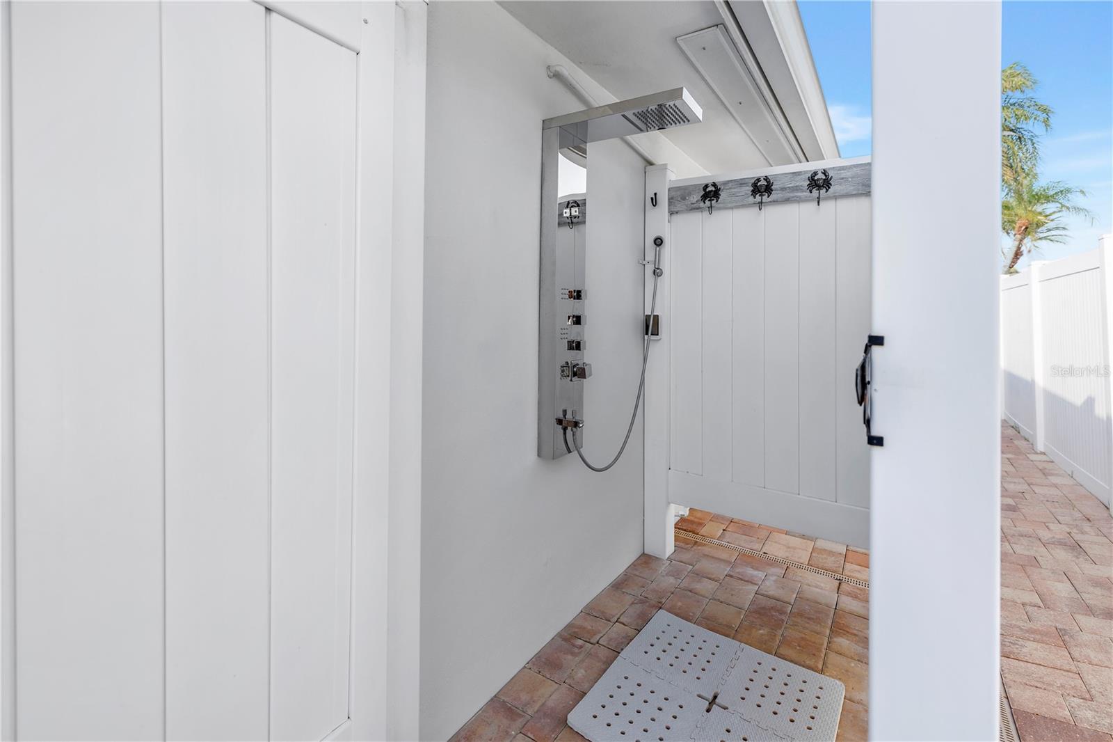 CAPRI ISLE SUB - Residential