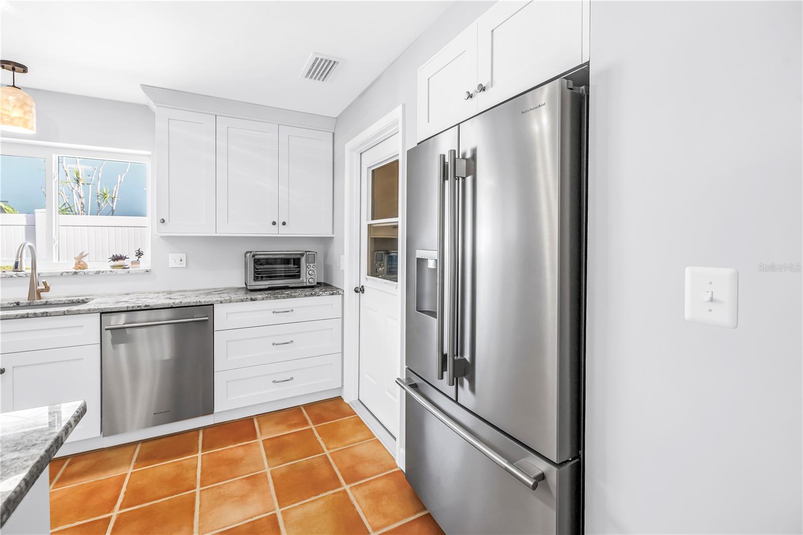 CAPRI ISLE SUB - Residential