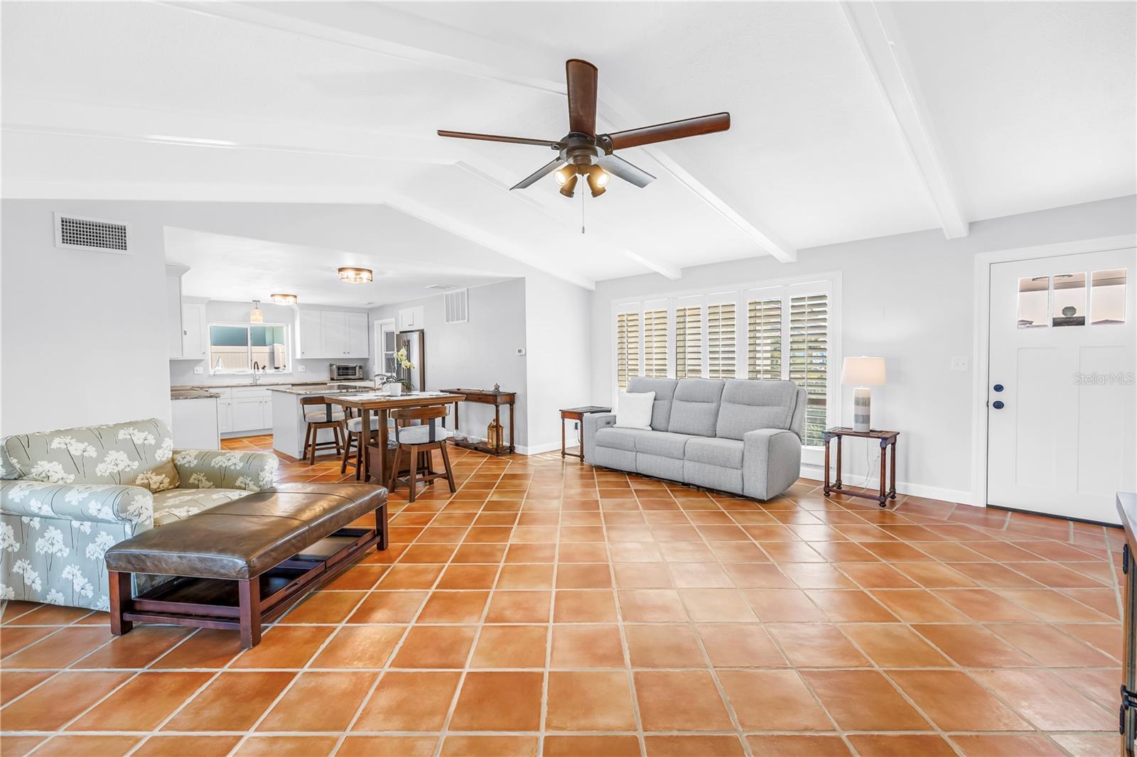 CAPRI ISLE SUB - Residential