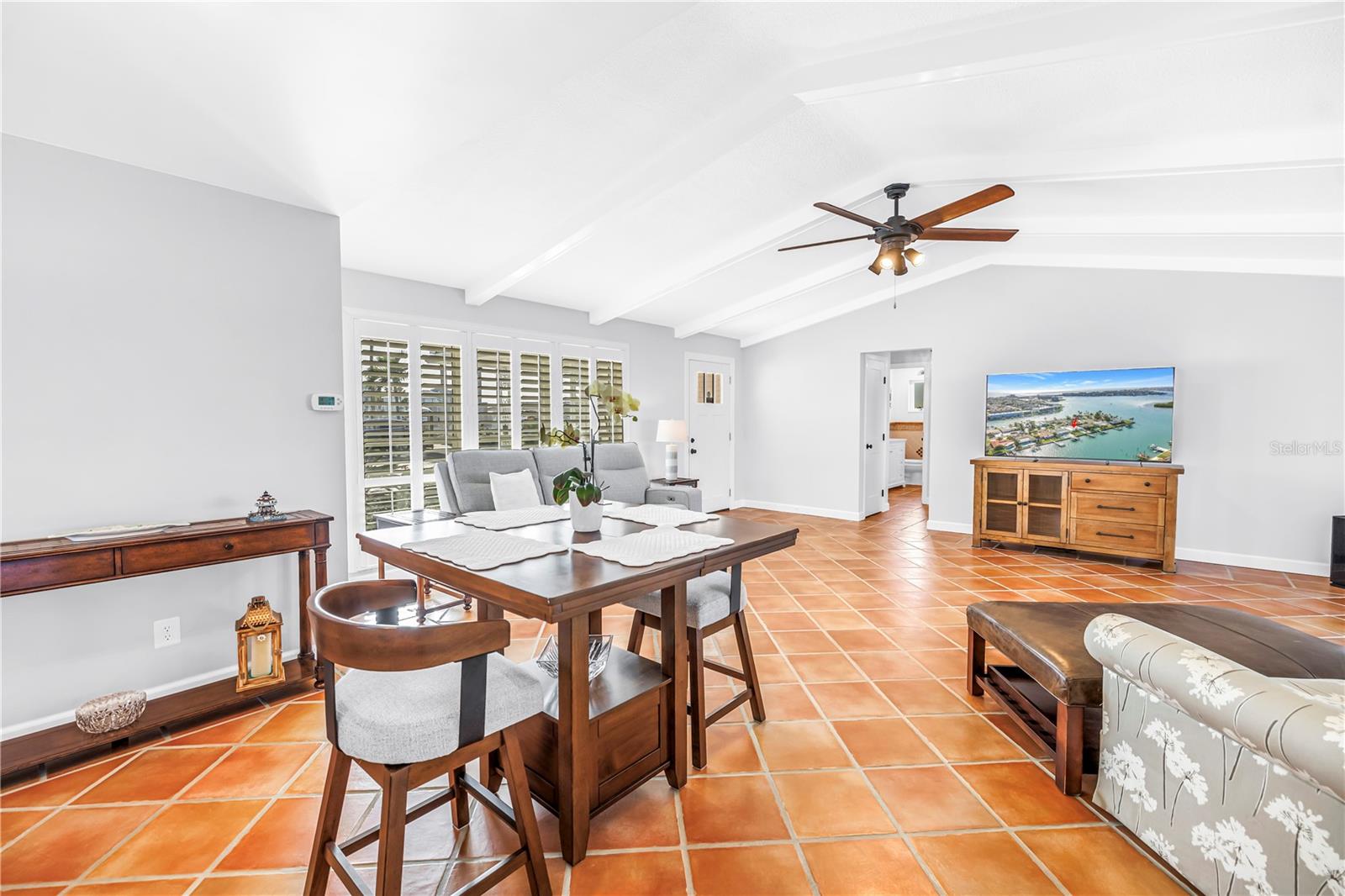 CAPRI ISLE SUB - Residential