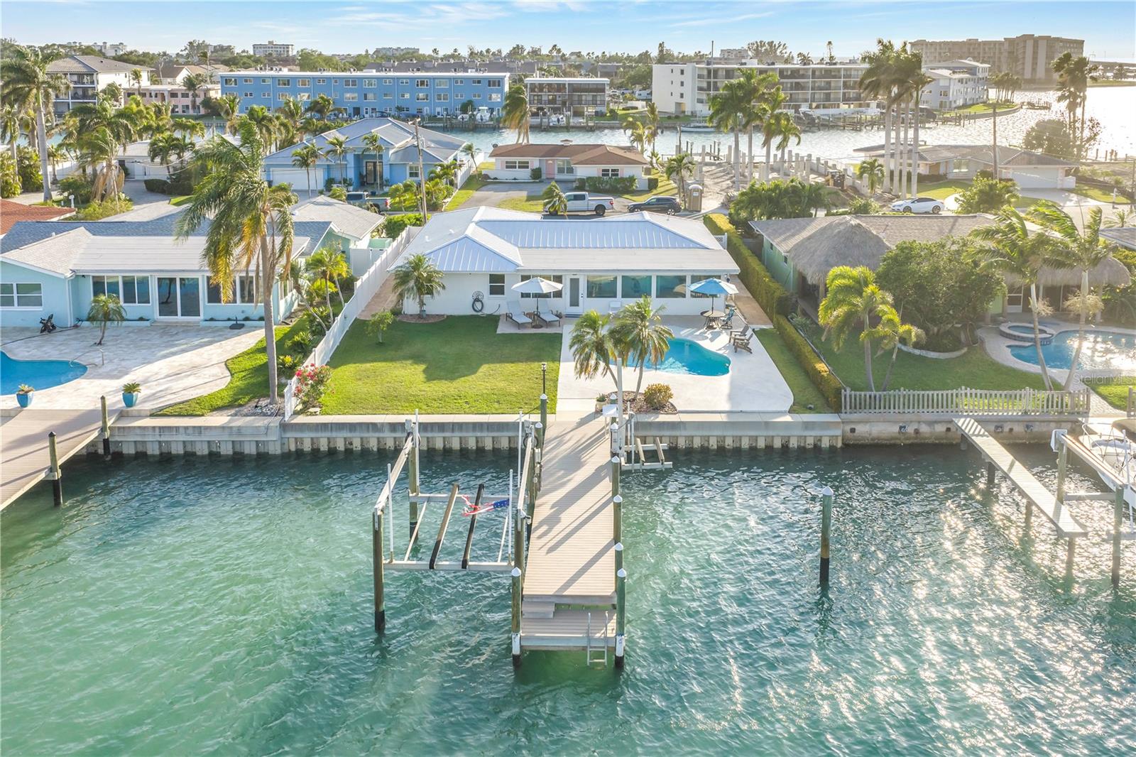 CAPRI ISLE SUB - Residential