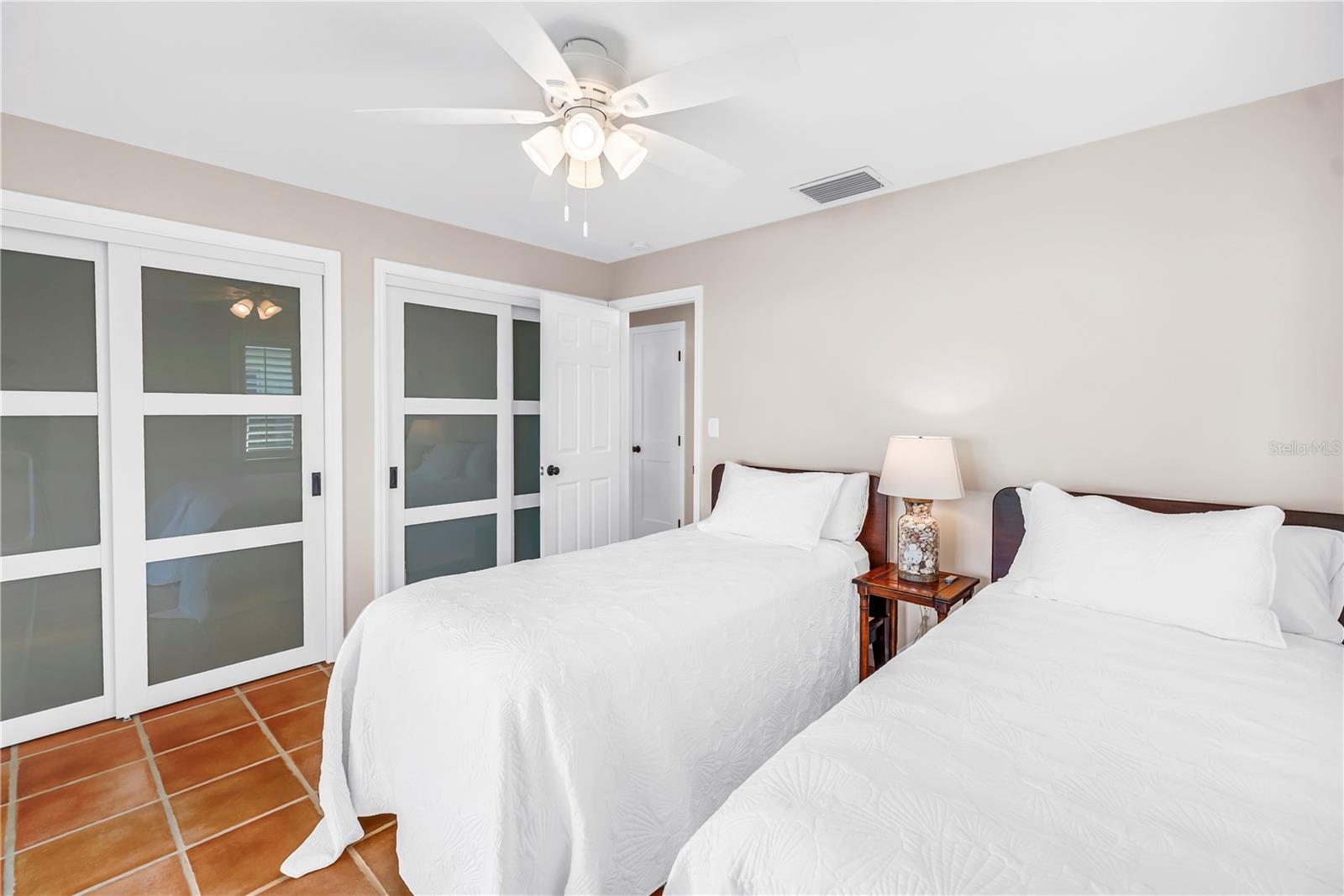 CAPRI ISLE SUB - Residential