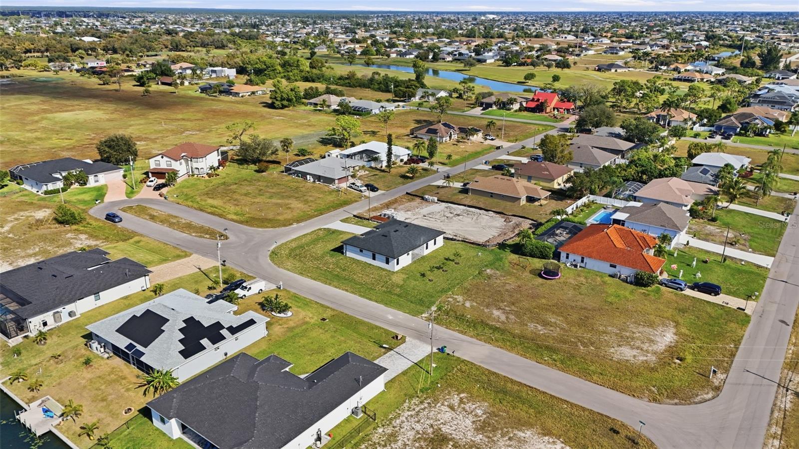 CAPE CORAL - Residential