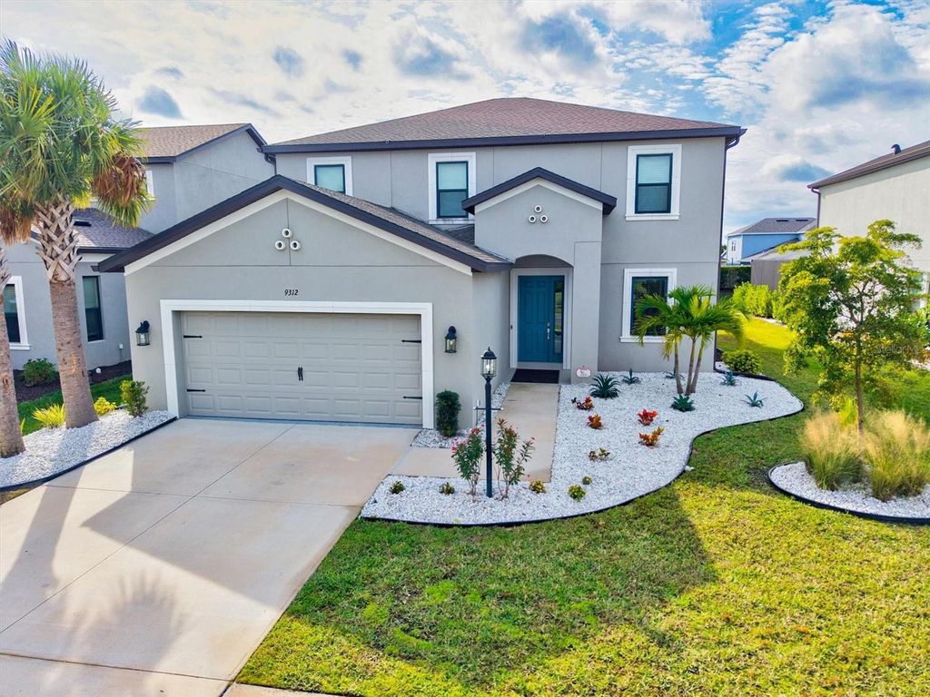 Photo of 9312 Tequila Sunrise Drive, Sarasota, FL 34241 (MLS # A4678544)