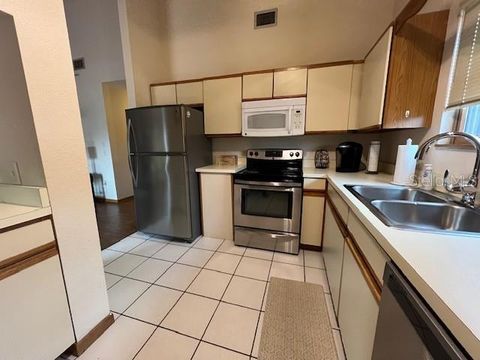 Tiny photo for 42645 W Altoona Road, Altoona, FL 32702 (MLS # G5104052)