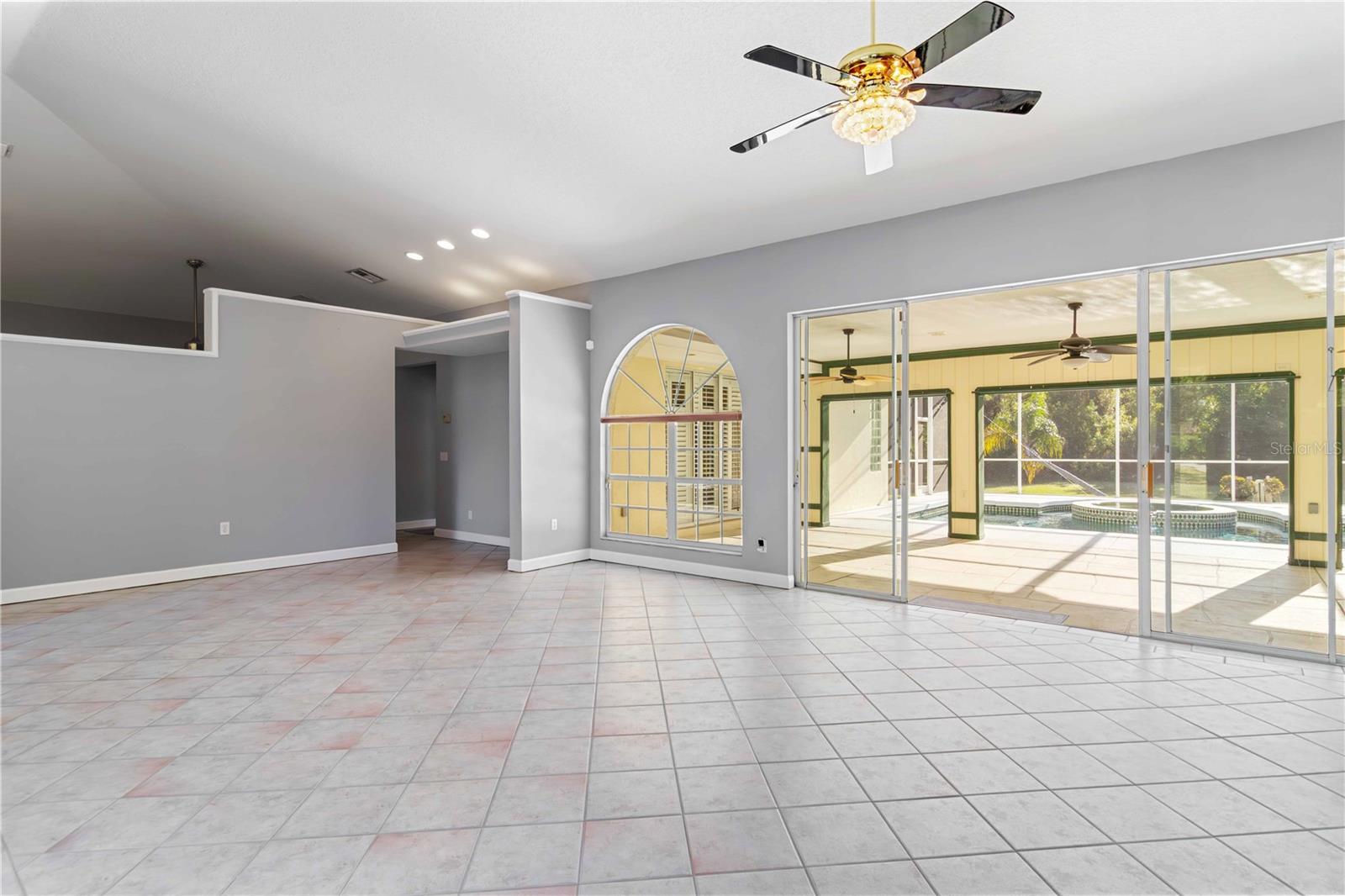 PINE RANCH EAST - Residential