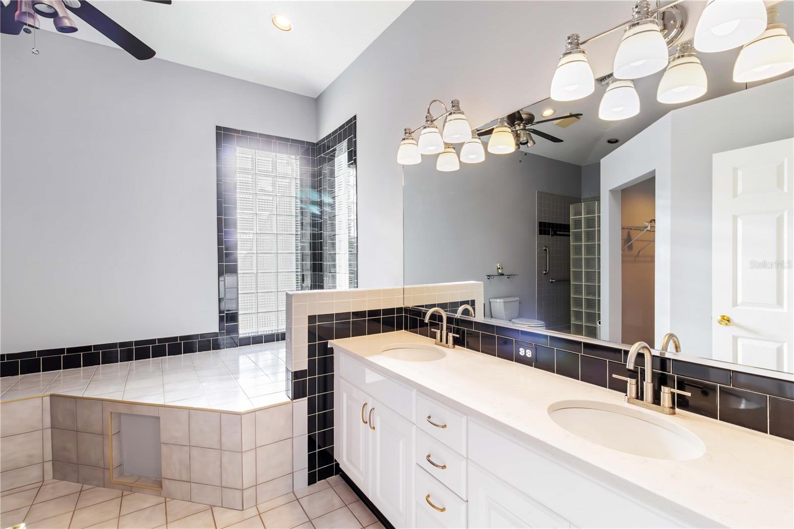 PINE RANCH EAST - Residential