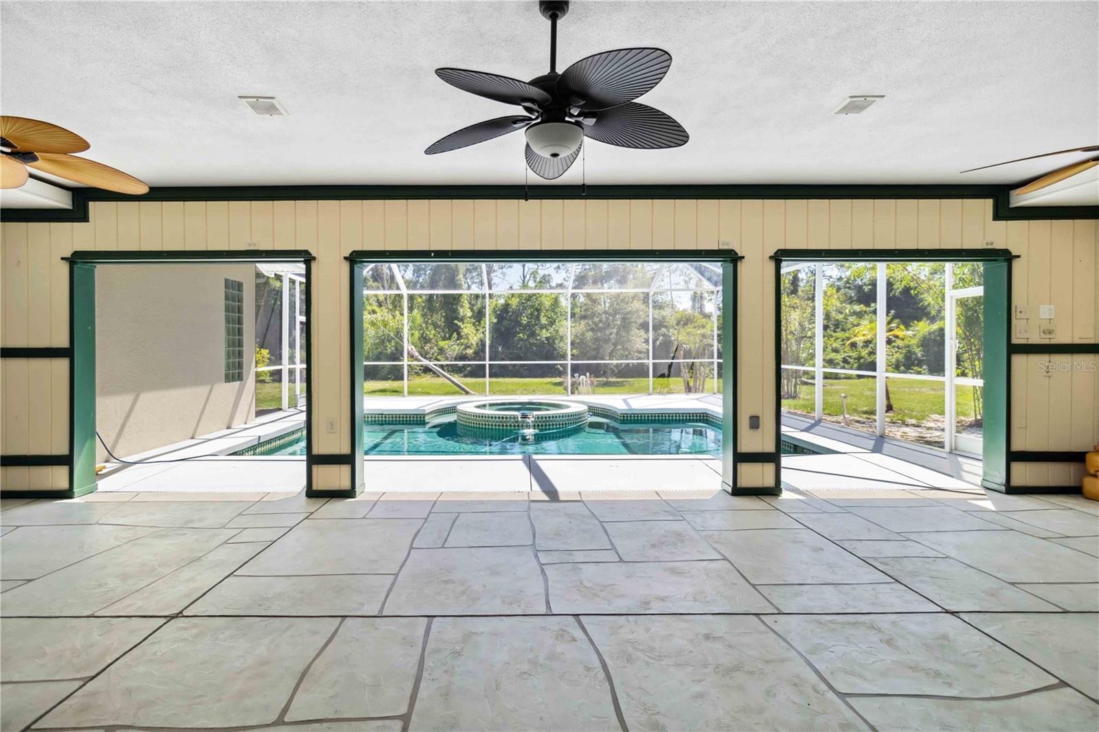 PINE RANCH EAST - Residential