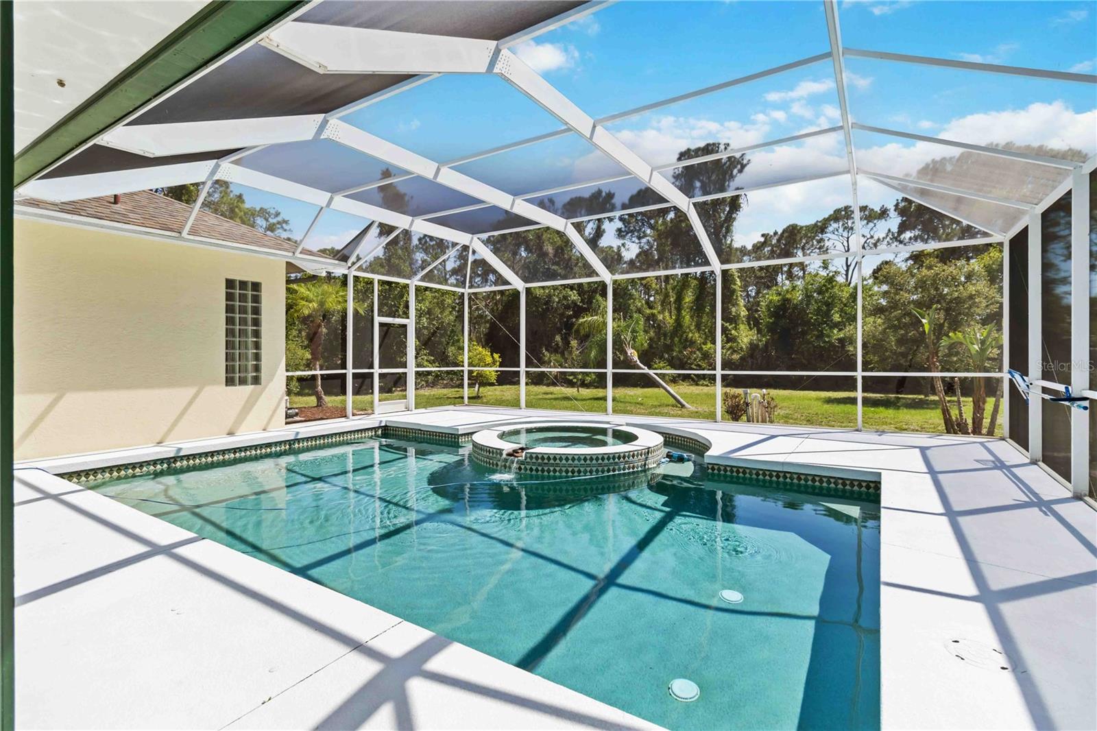 PINE RANCH EAST - Residential