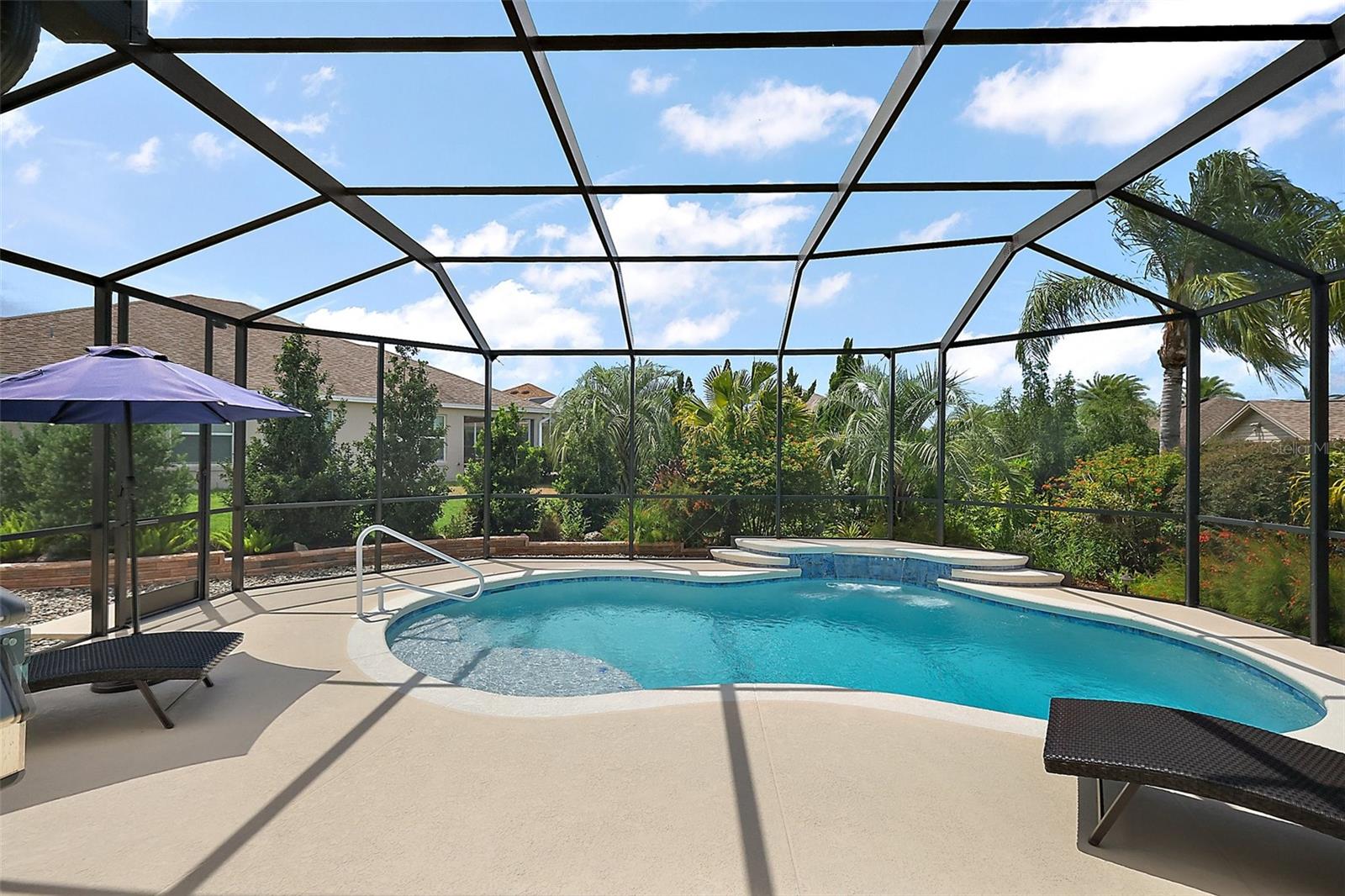 1053 ALCOVE LOOP