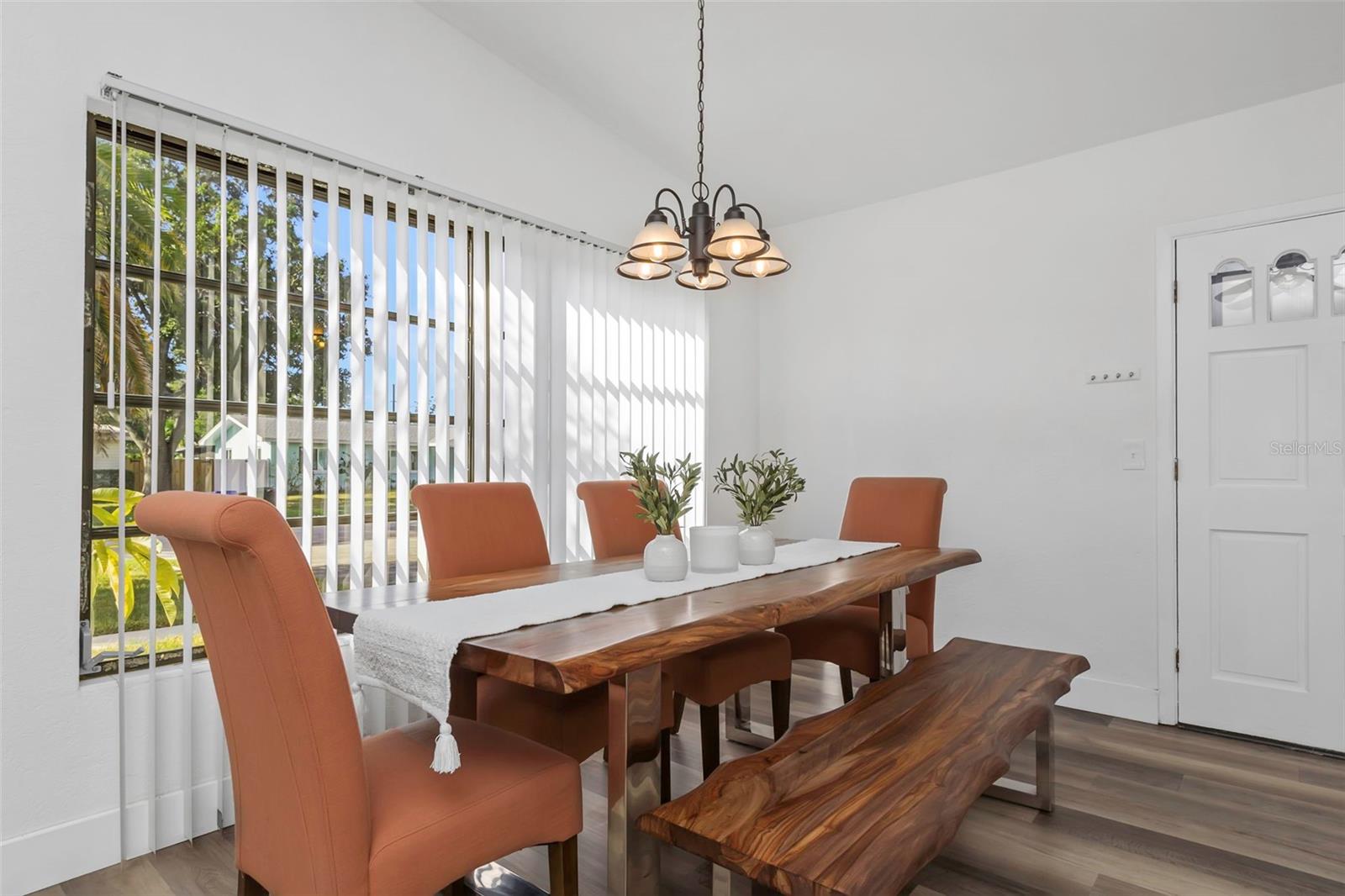 DEXTER PARK - Residential