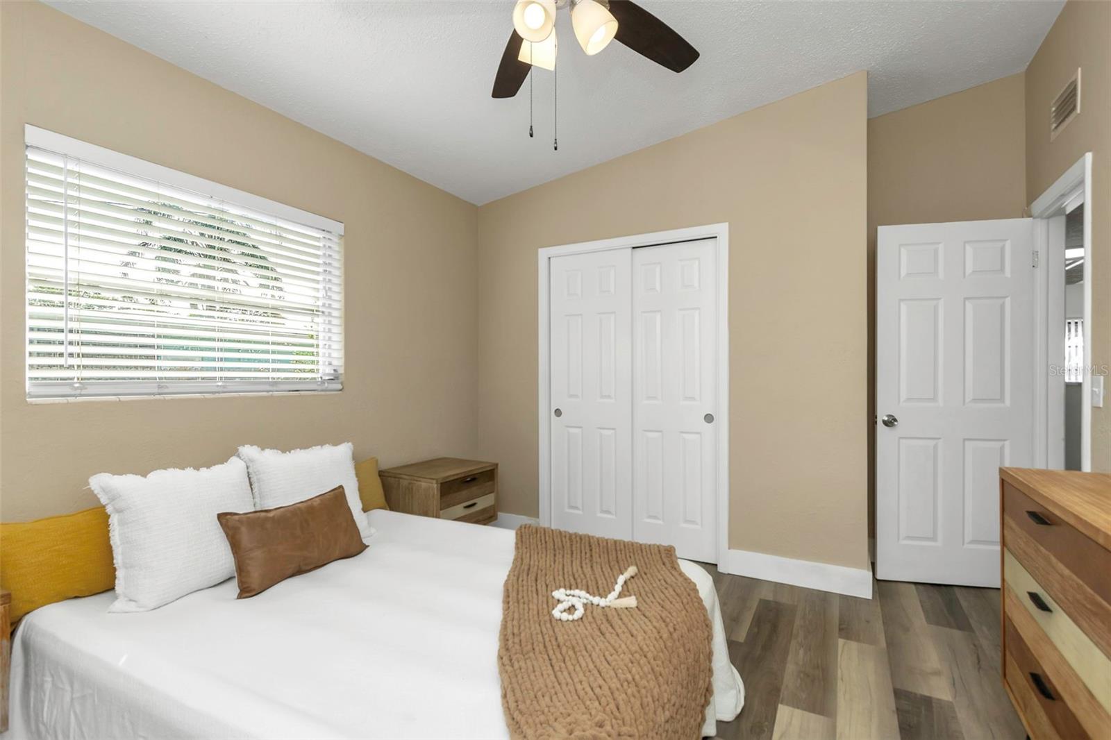 DEXTER PARK - Residential