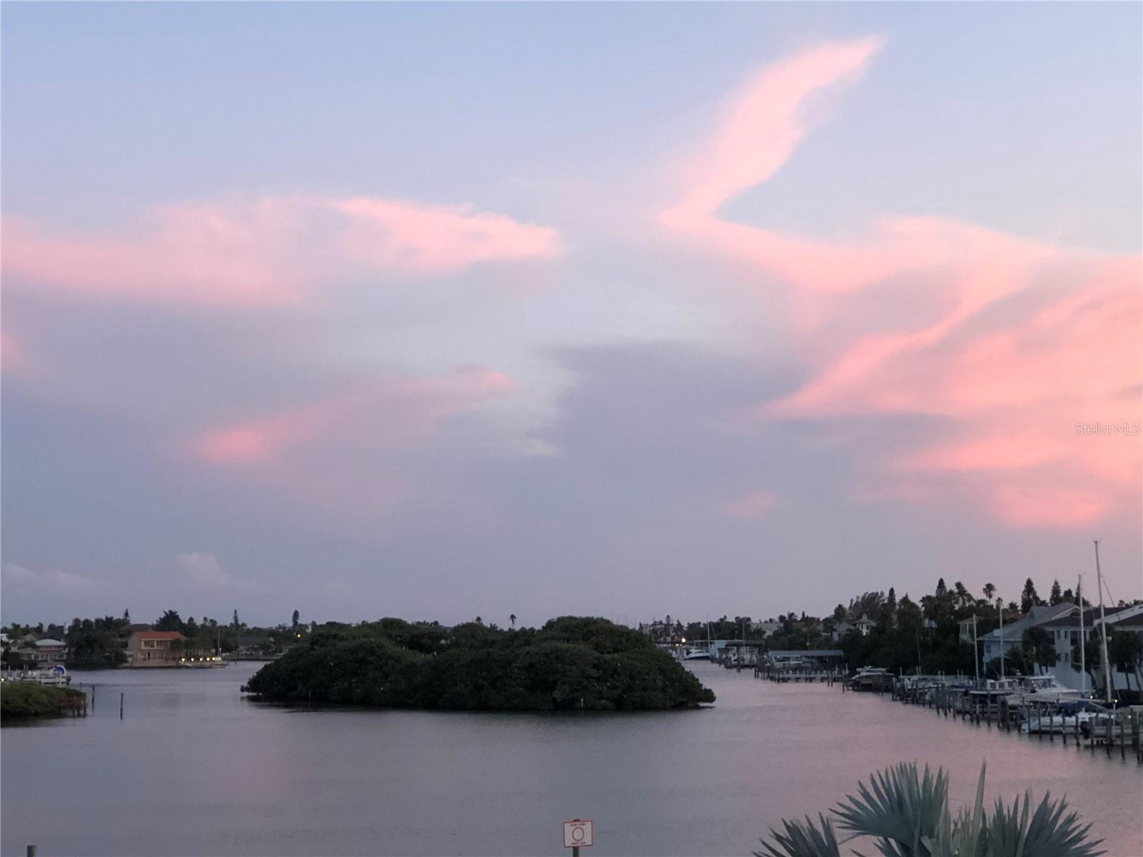 DON CE-SAR PLACE - Residential