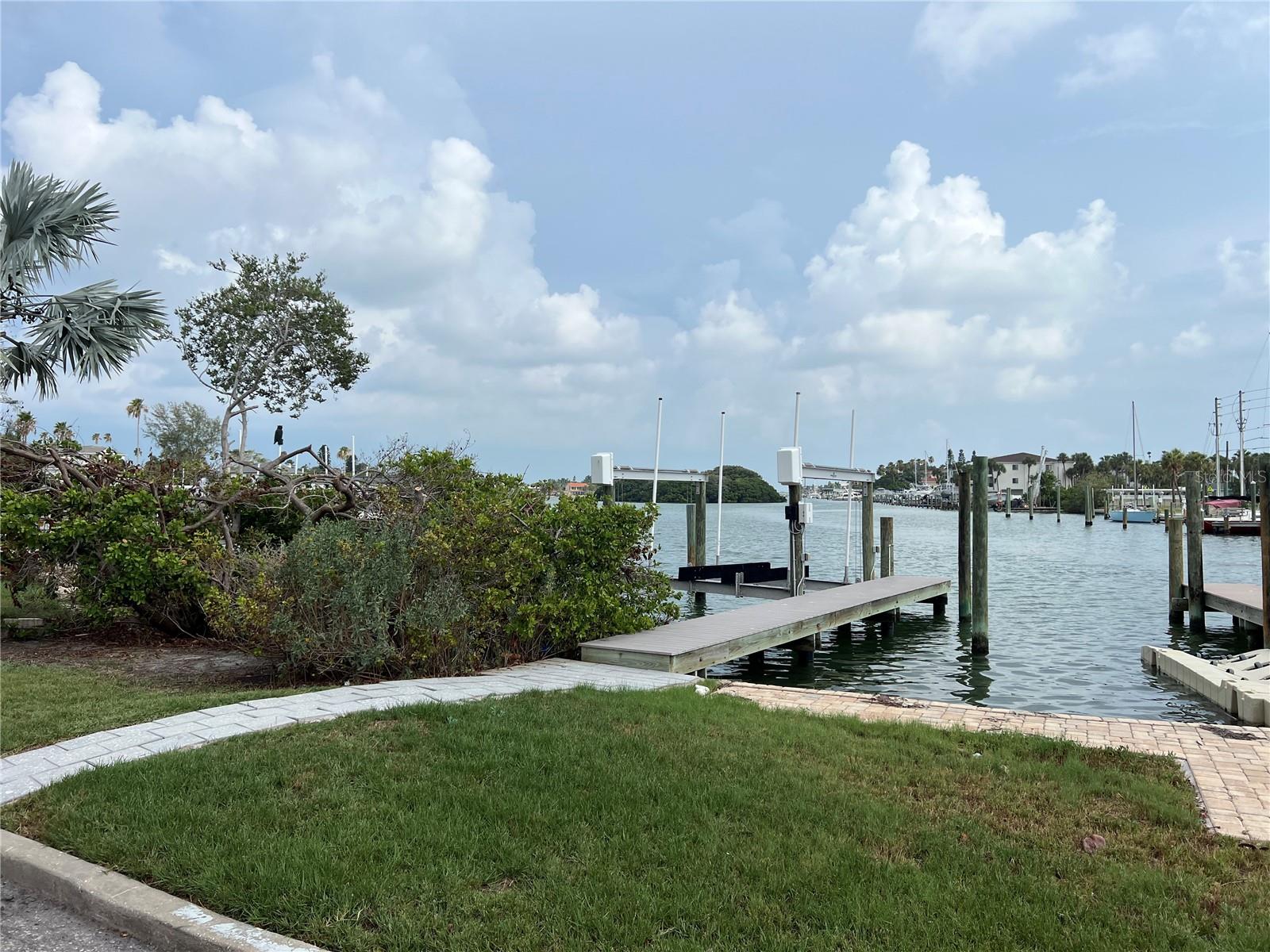 DON CE-SAR PLACE - Residential