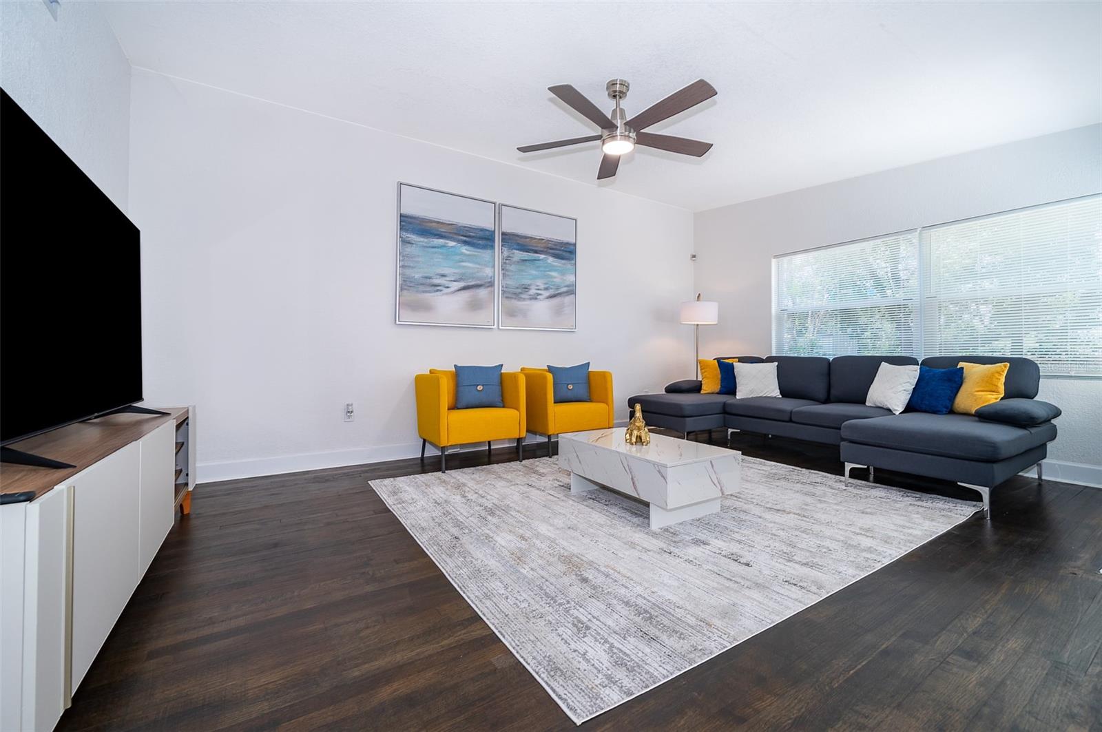 5815 WOLF ROAD