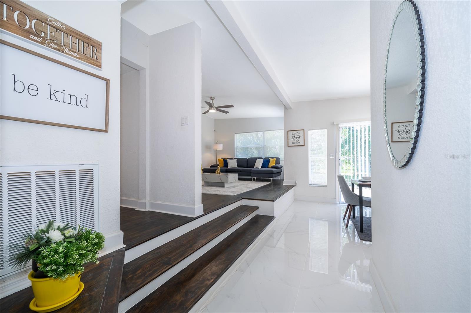 5815 WOLF ROAD