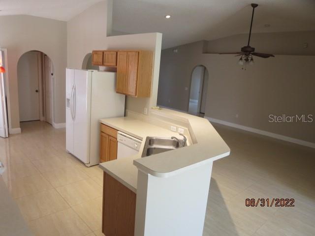 LAKE DOE COVE - Residential Lease