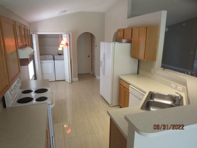 LAKE DOE COVE - Residential Lease