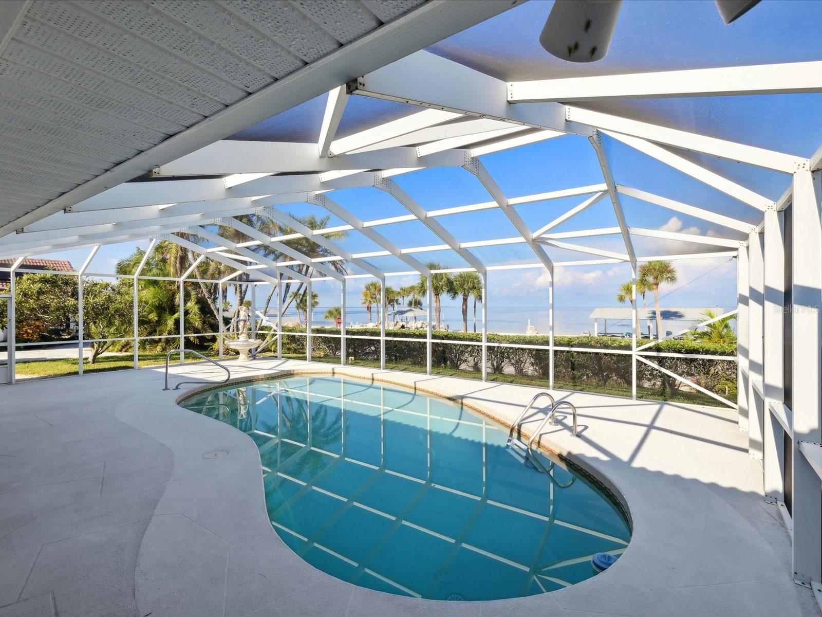 FLOR A MAR - Residential