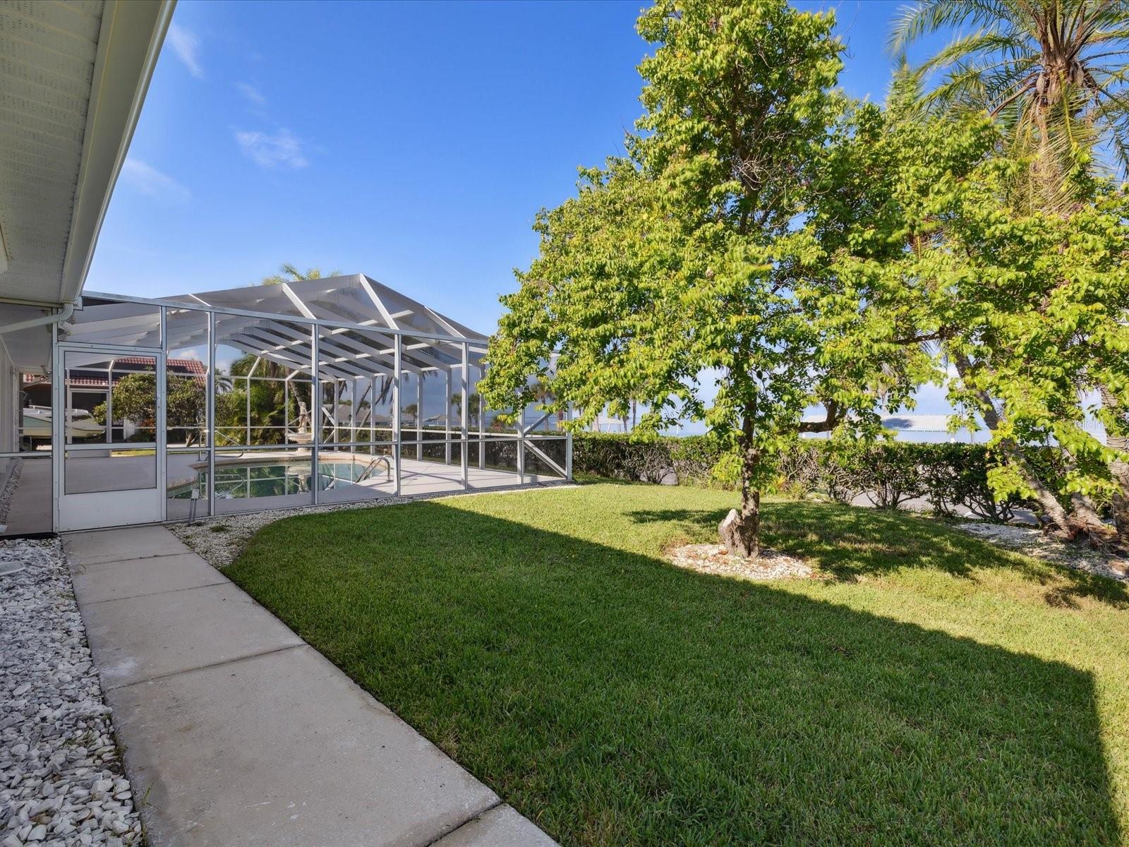 FLOR A MAR - Residential