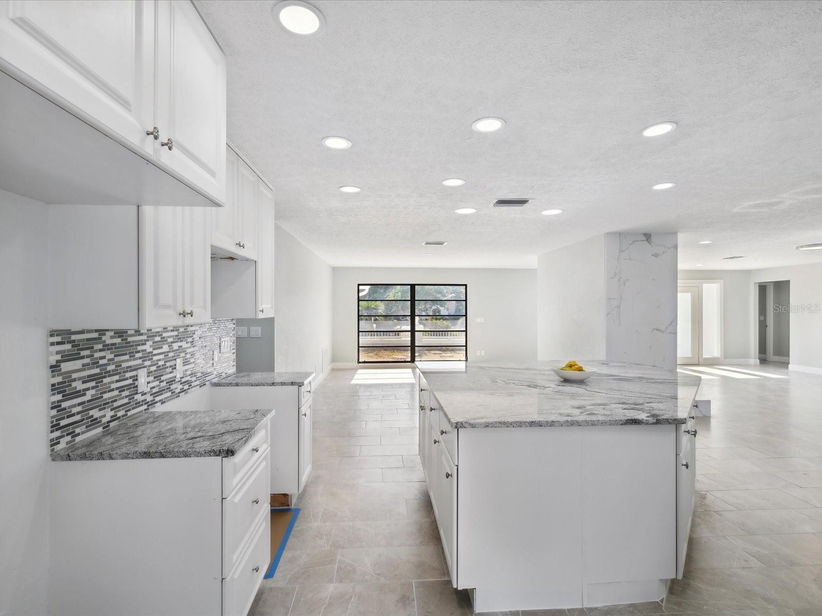 FLOR A MAR - Residential