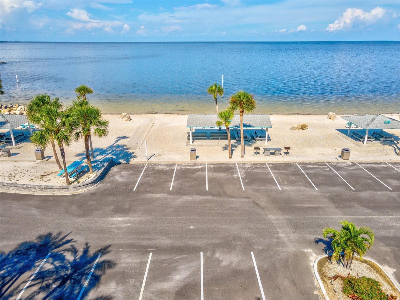 FLOR A MAR - Residential