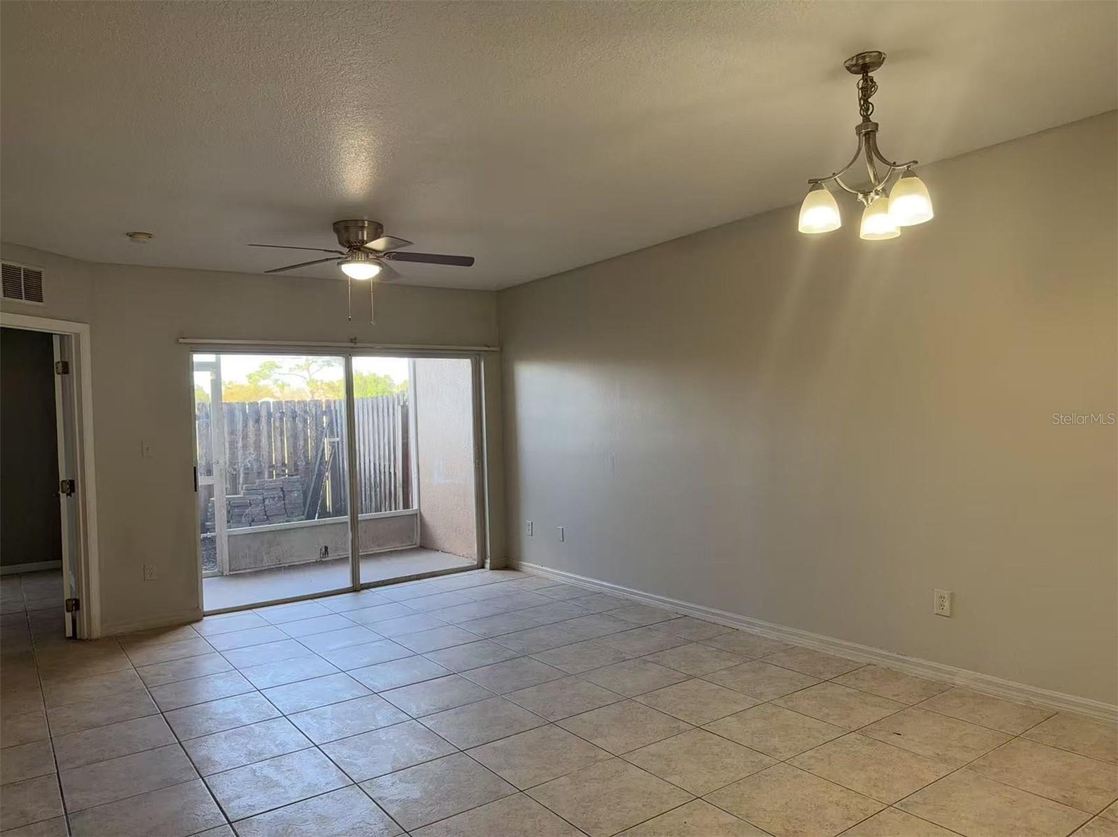 VILLA DEL SOL/MDW WOODS CONDO - Residential