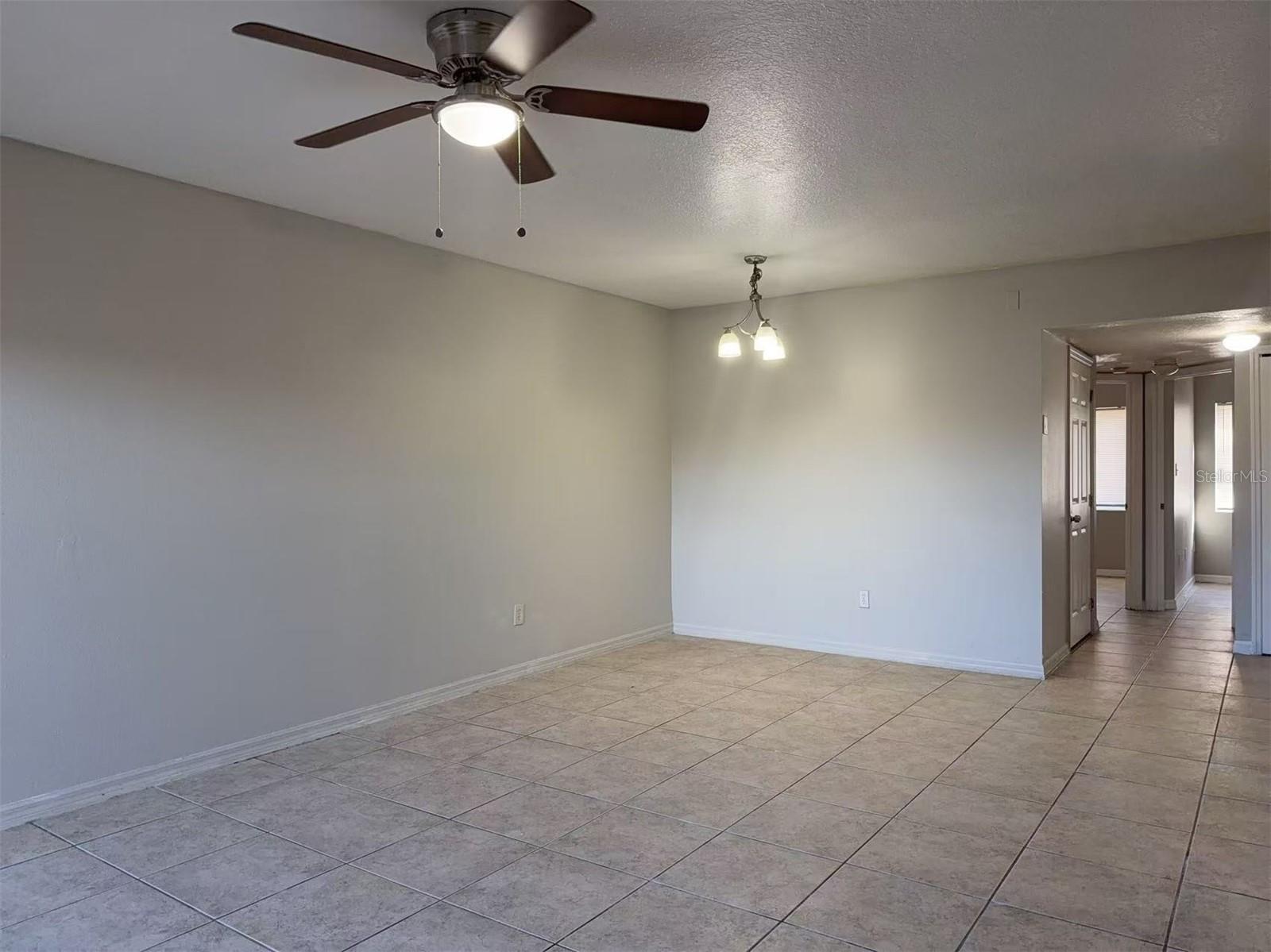 VILLA DEL SOL/MDW WOODS CONDO - Residential