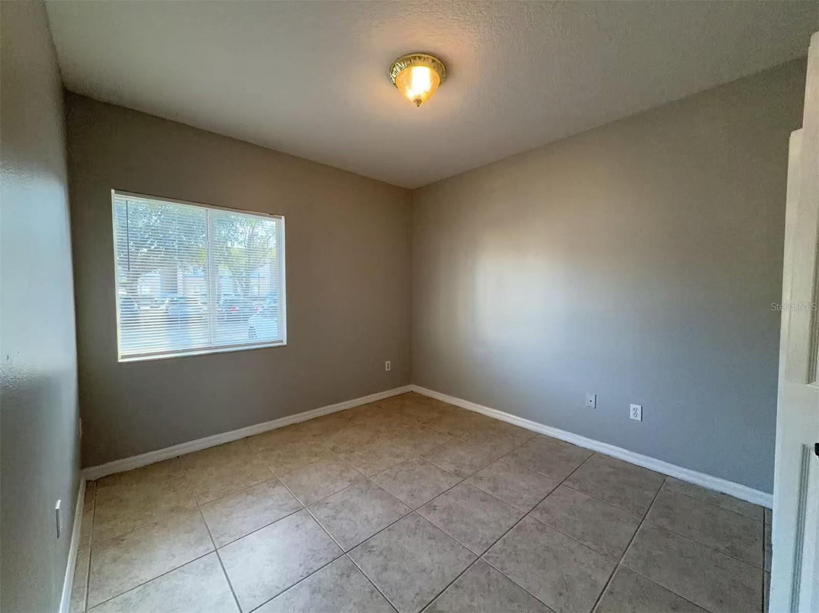 VILLA DEL SOL/MDW WOODS CONDO - Residential