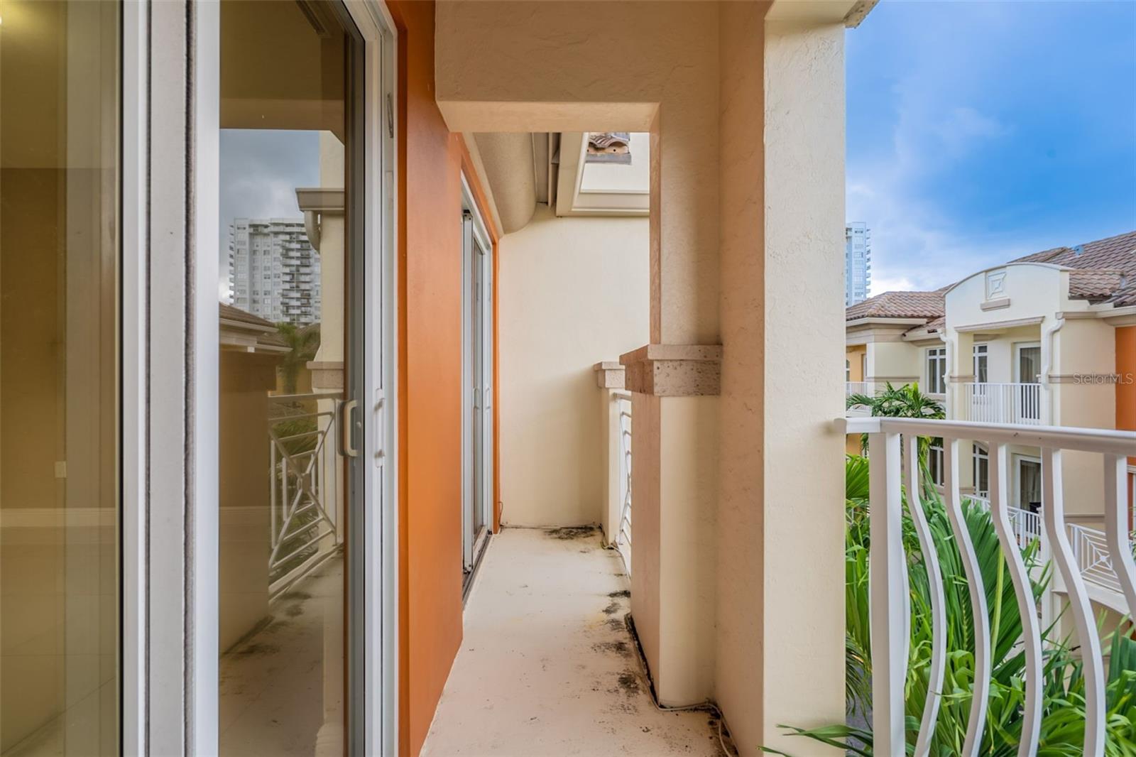 MERCO AVENTURA - Residential