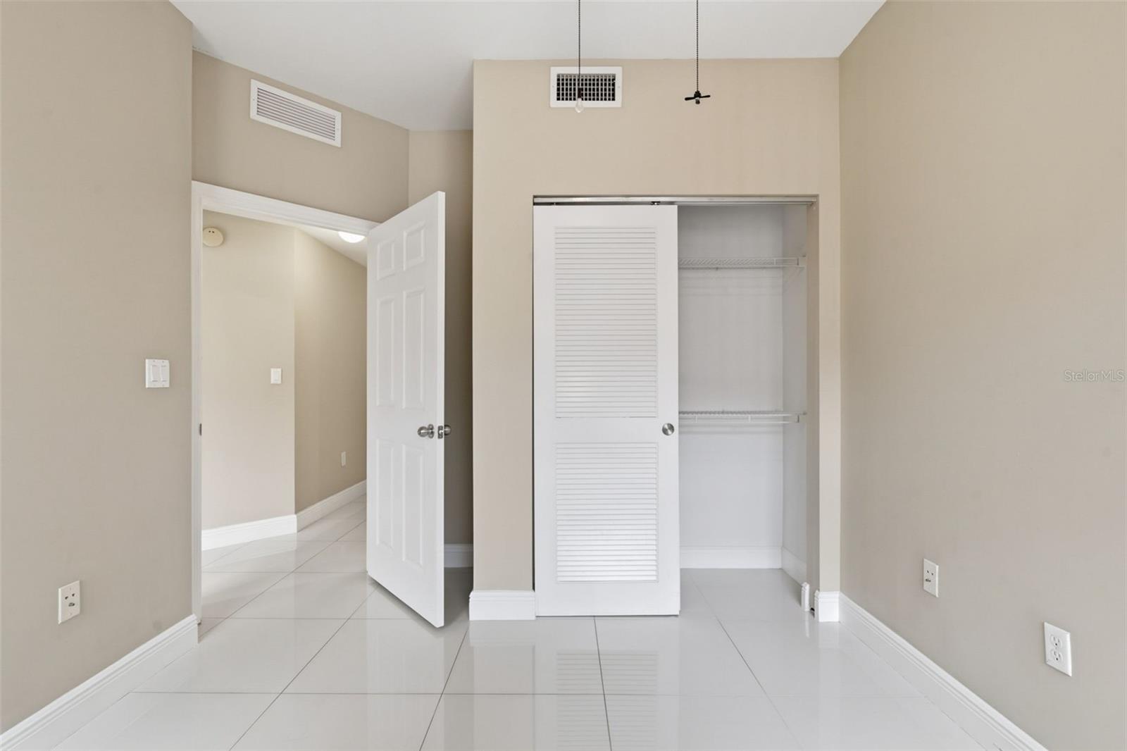 MERCO AVENTURA - Residential