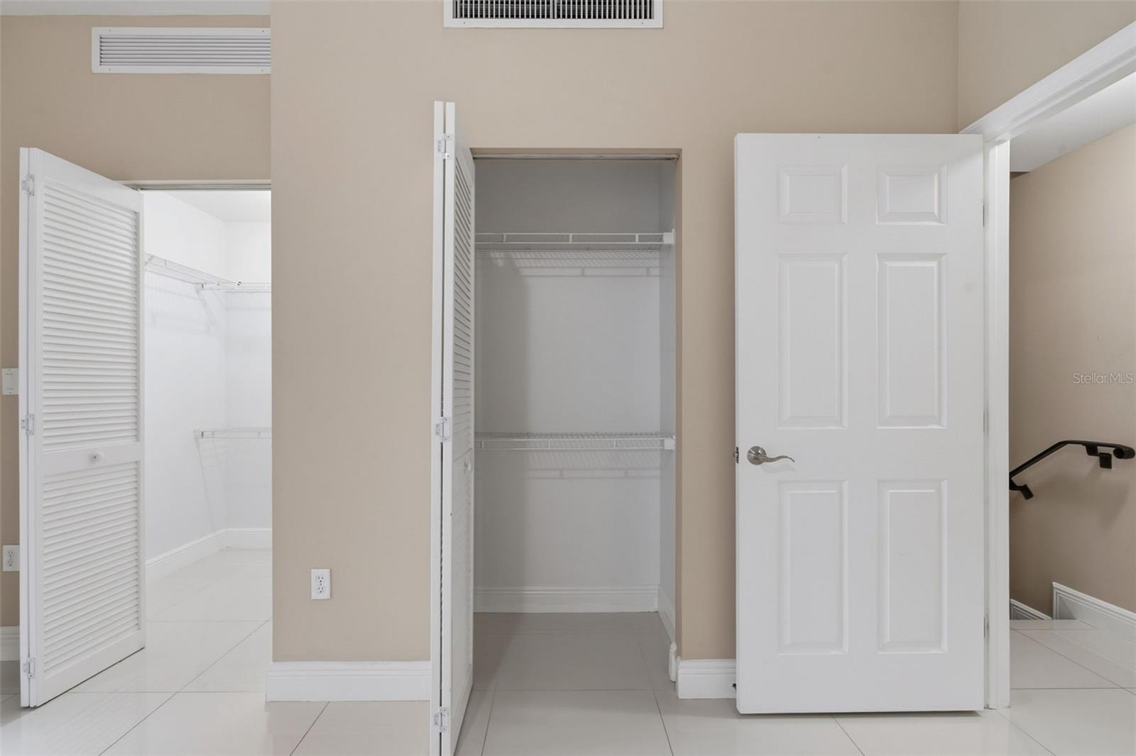 MERCO AVENTURA - Residential