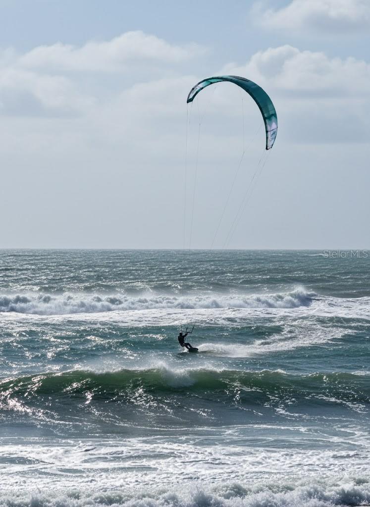 BEACH HOUSE CONDO - Residential