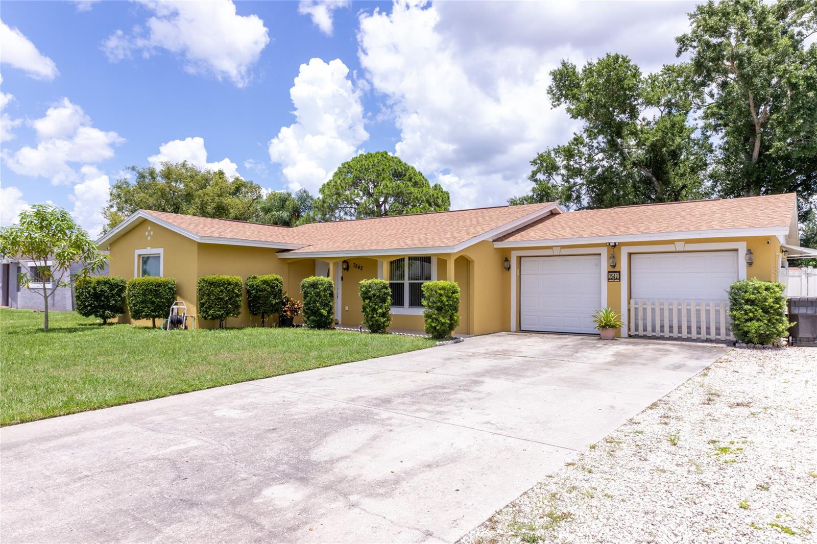 7542 ARMAND CIRCLE