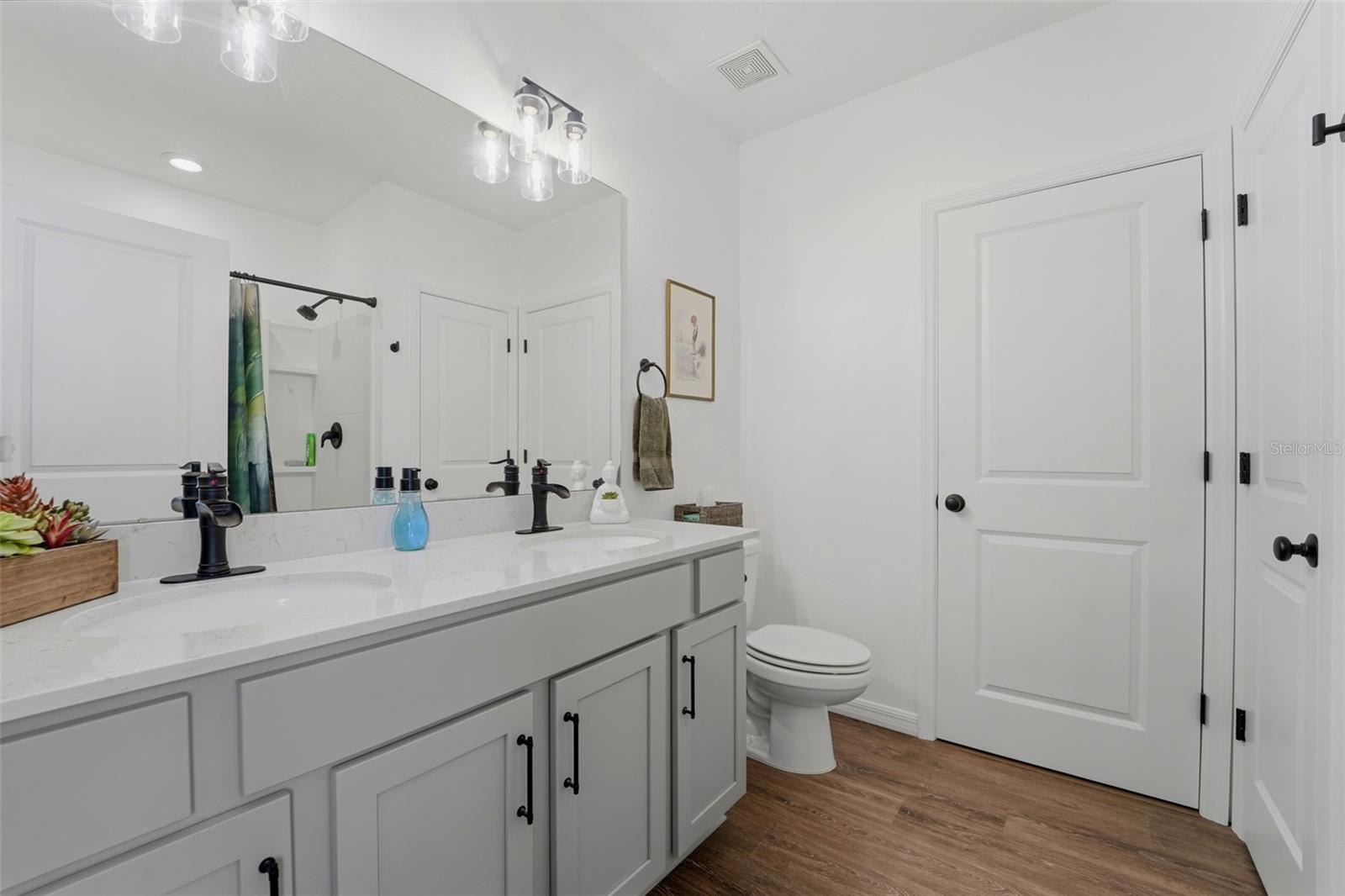 SILVER RIDGE - Residential