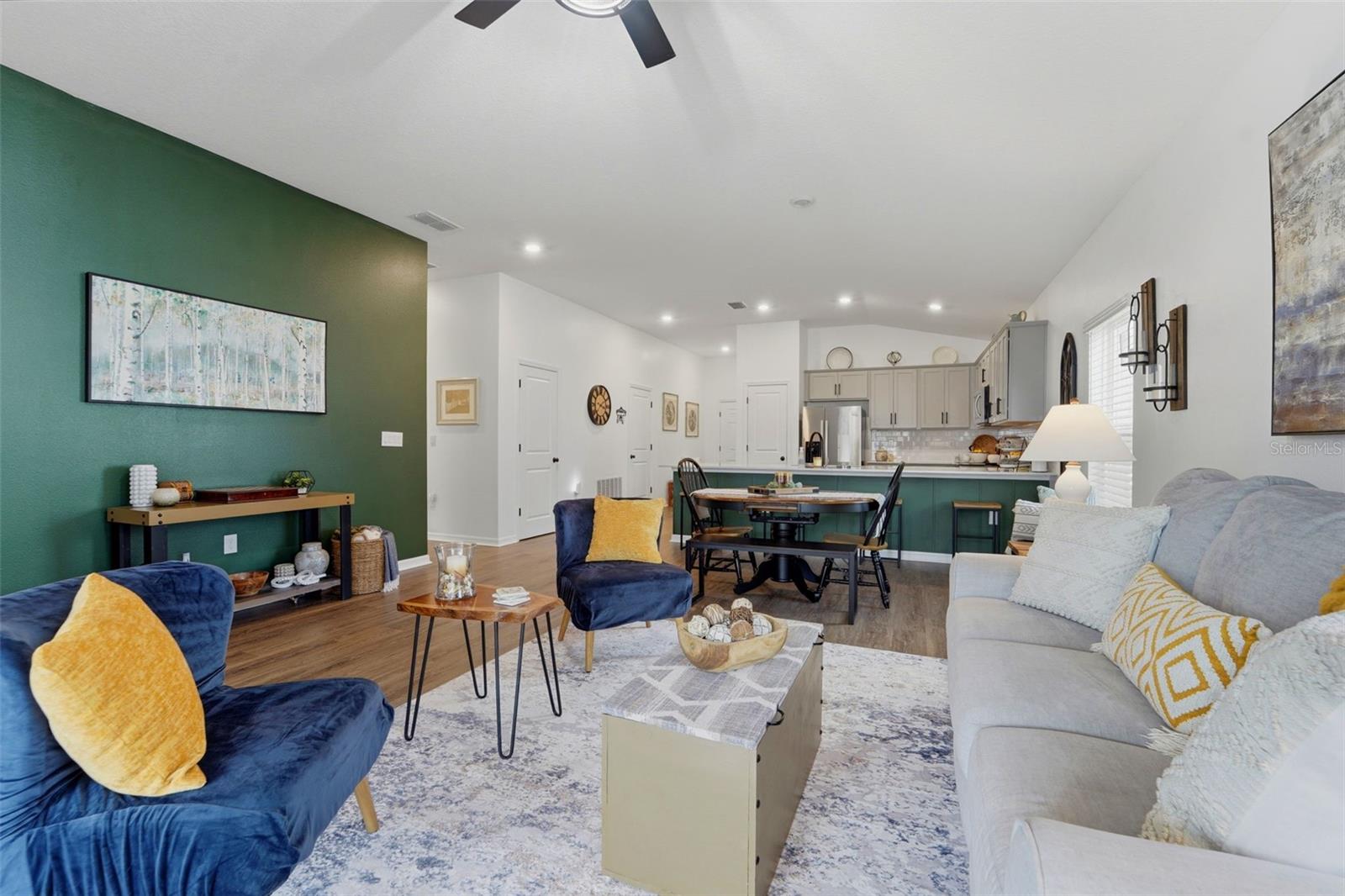 SILVER RIDGE - Residential