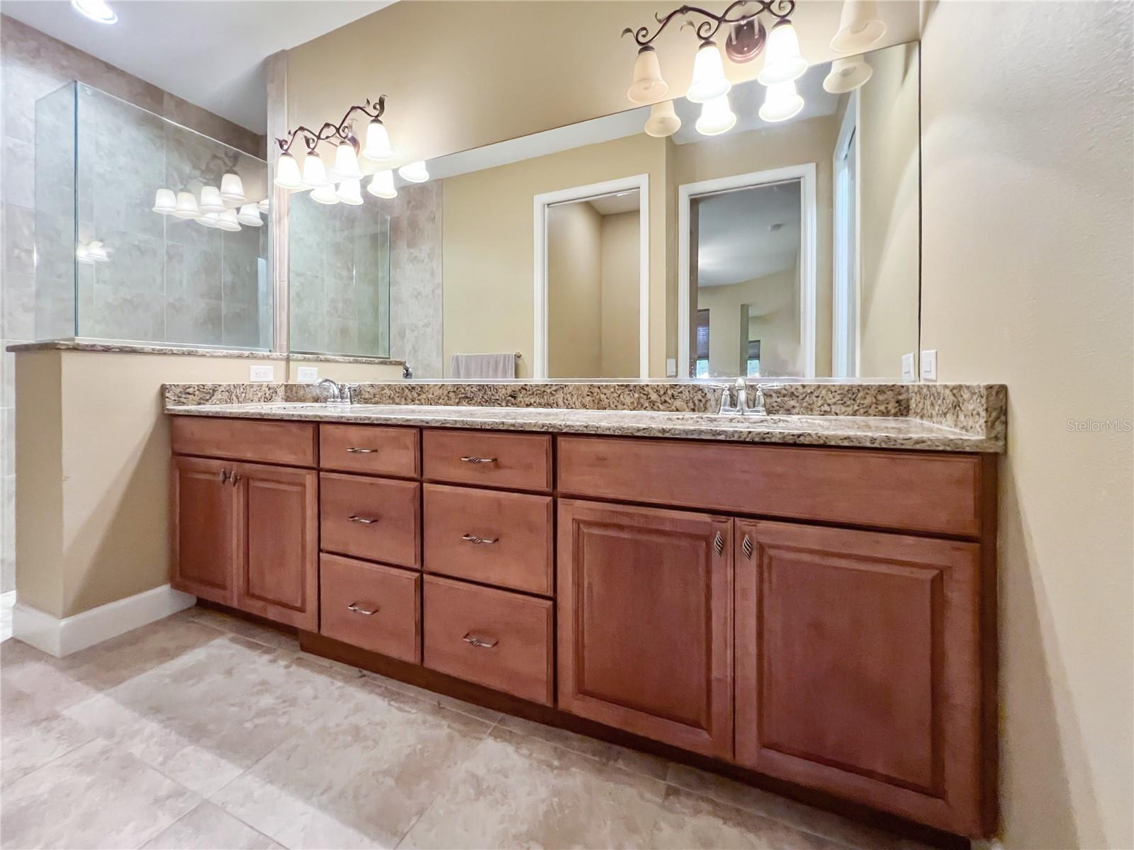 TURNBERRY TRACE - Residential