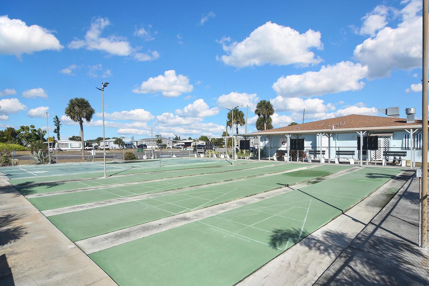 HOLIDAY MOBILE ESTATES 2ND ADD - Residential