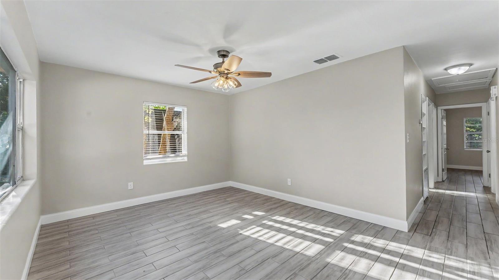 INTERLACHEN HGHTS UNIT 3 - Residential