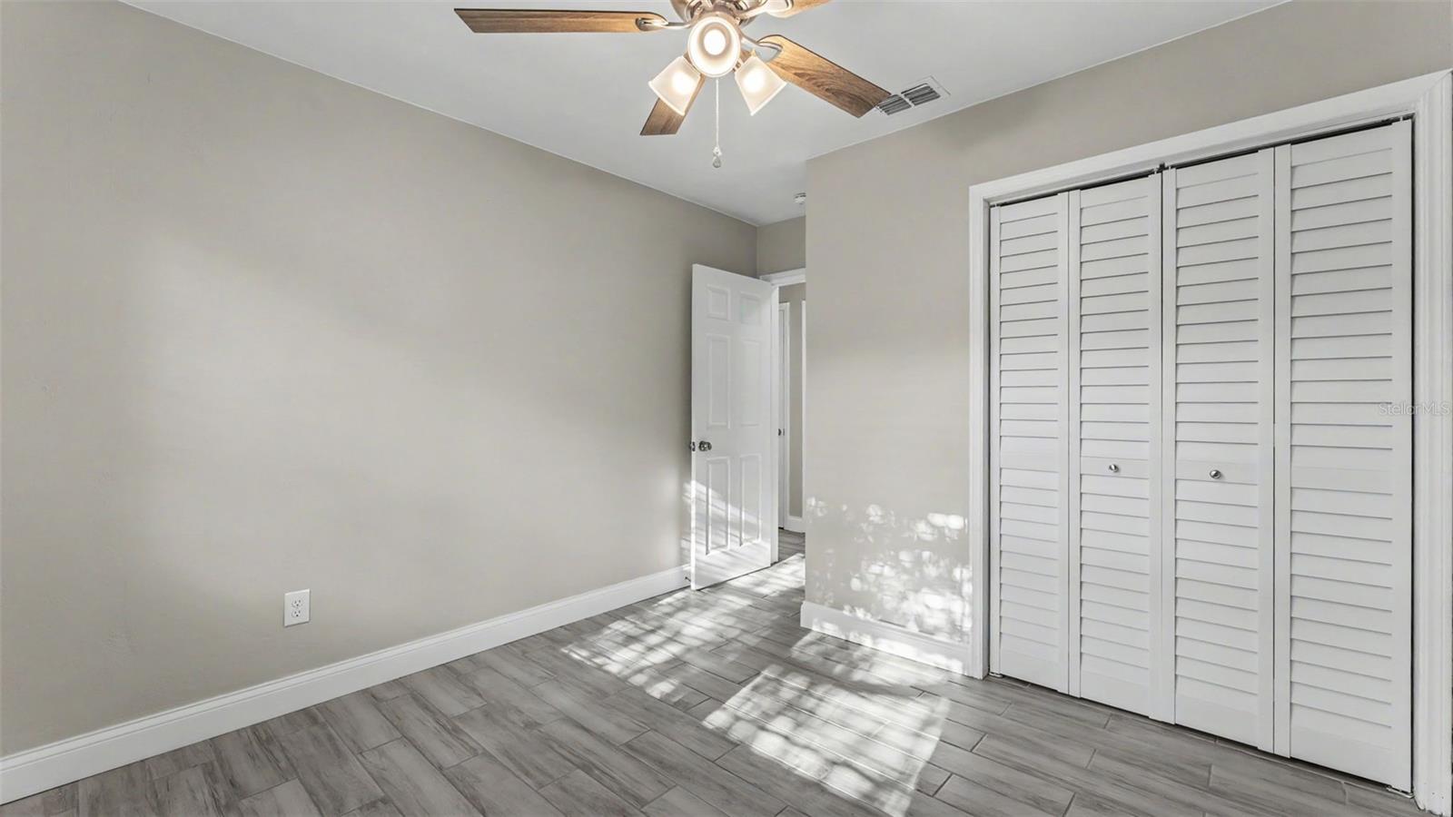 INTERLACHEN HGHTS UNIT 3 - Residential