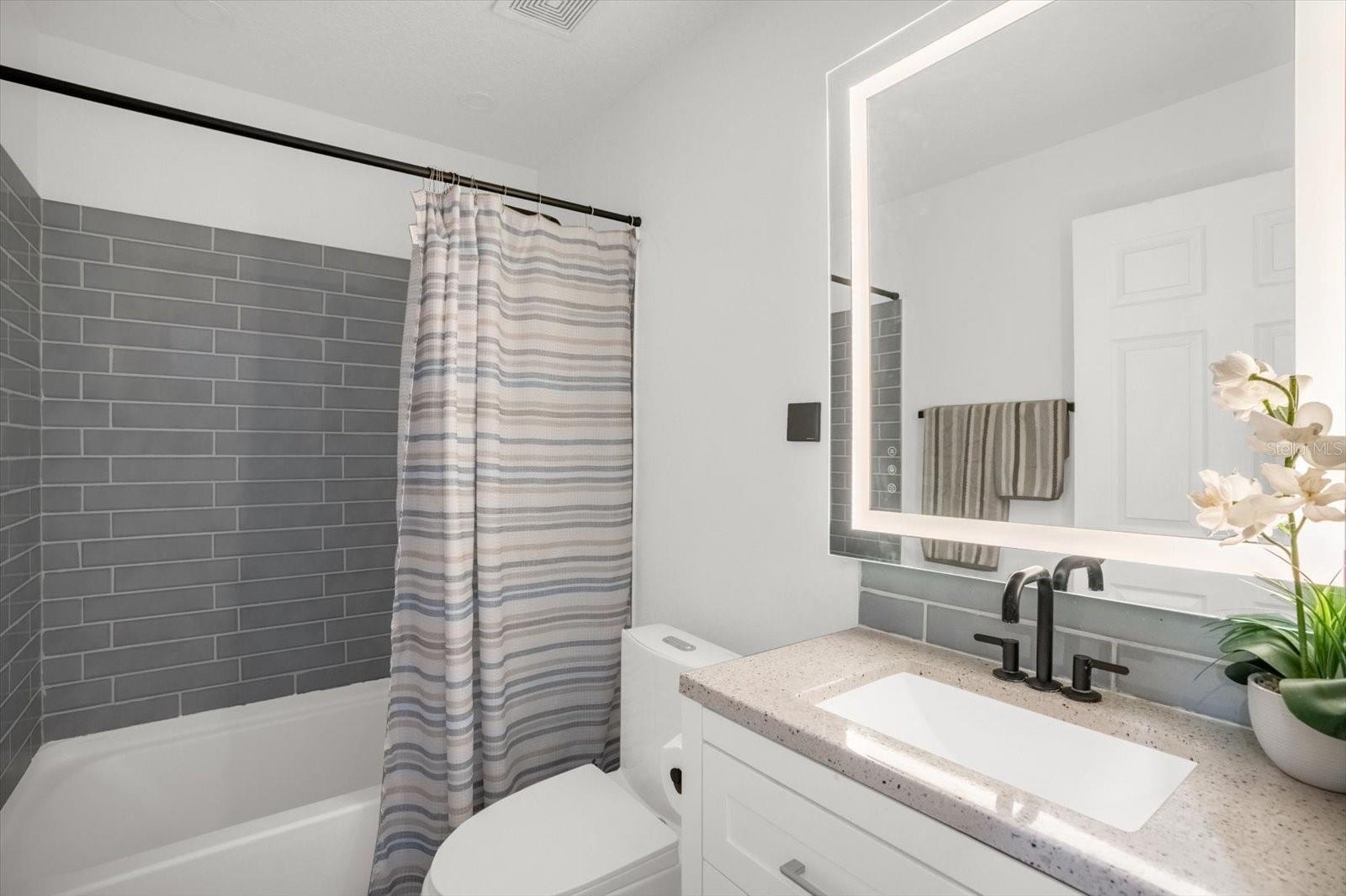 CHASE GROVES UNIT 3 - Residential