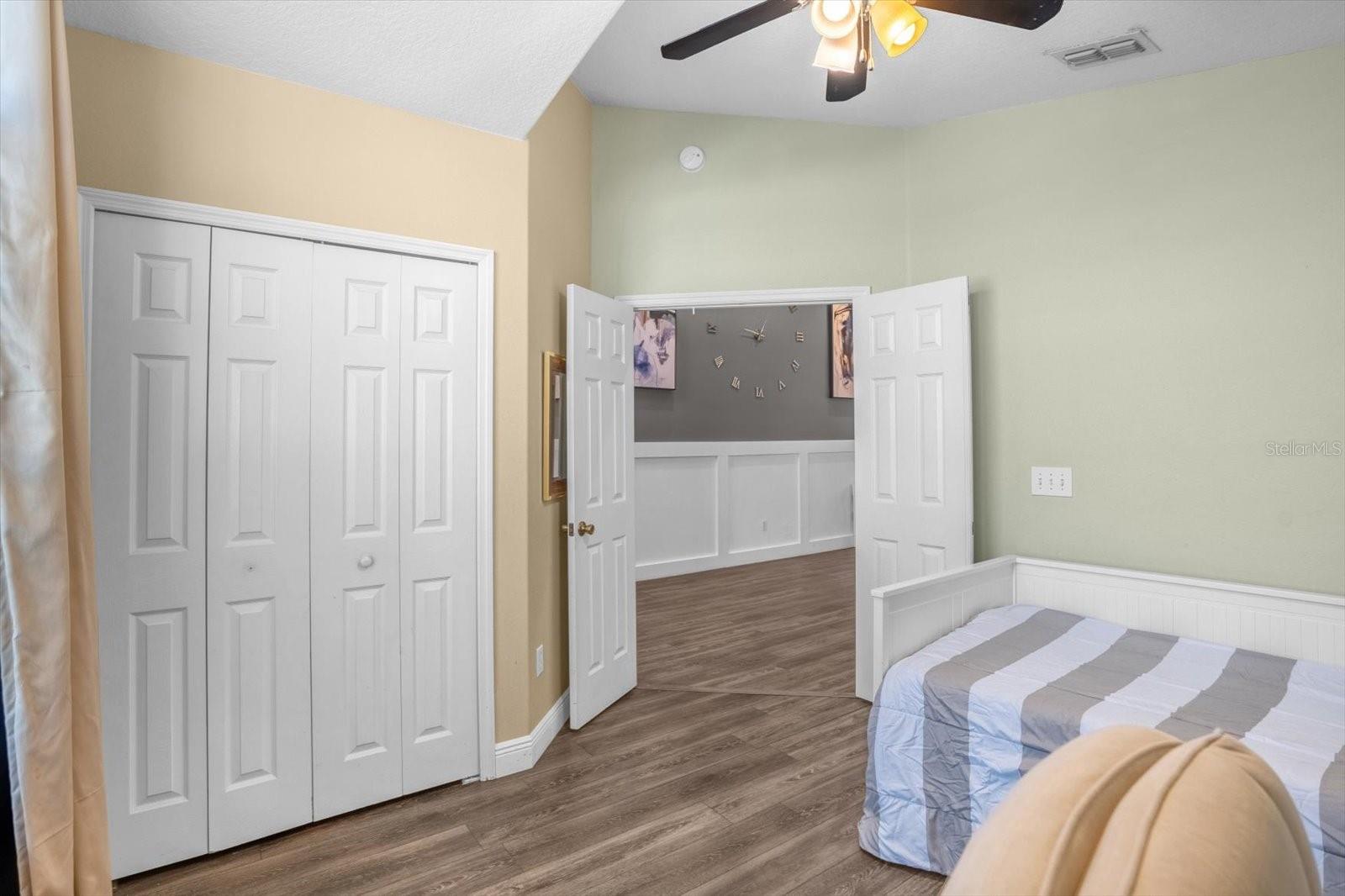 CHASE GROVES UNIT 3 - Residential