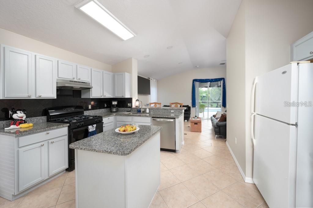 11274 BEEBALM CIRCLE